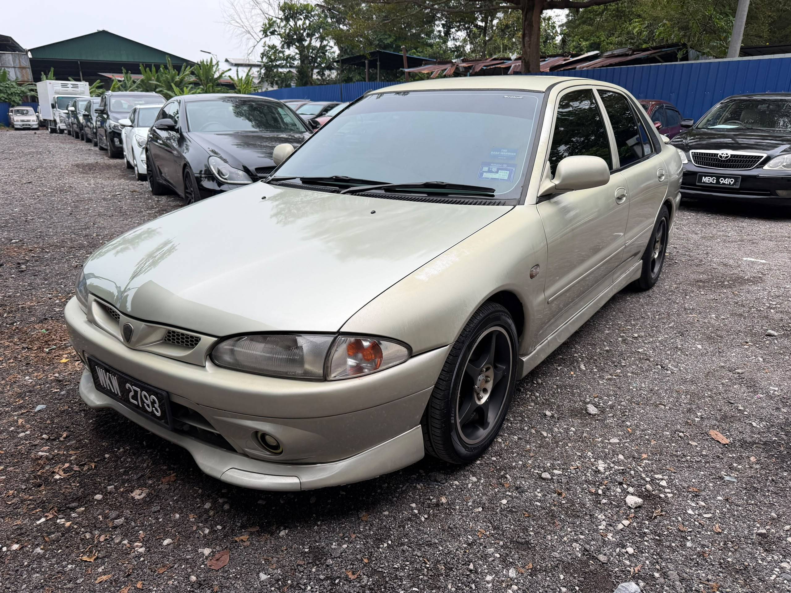 WIRA Wira — photo 1 of 15