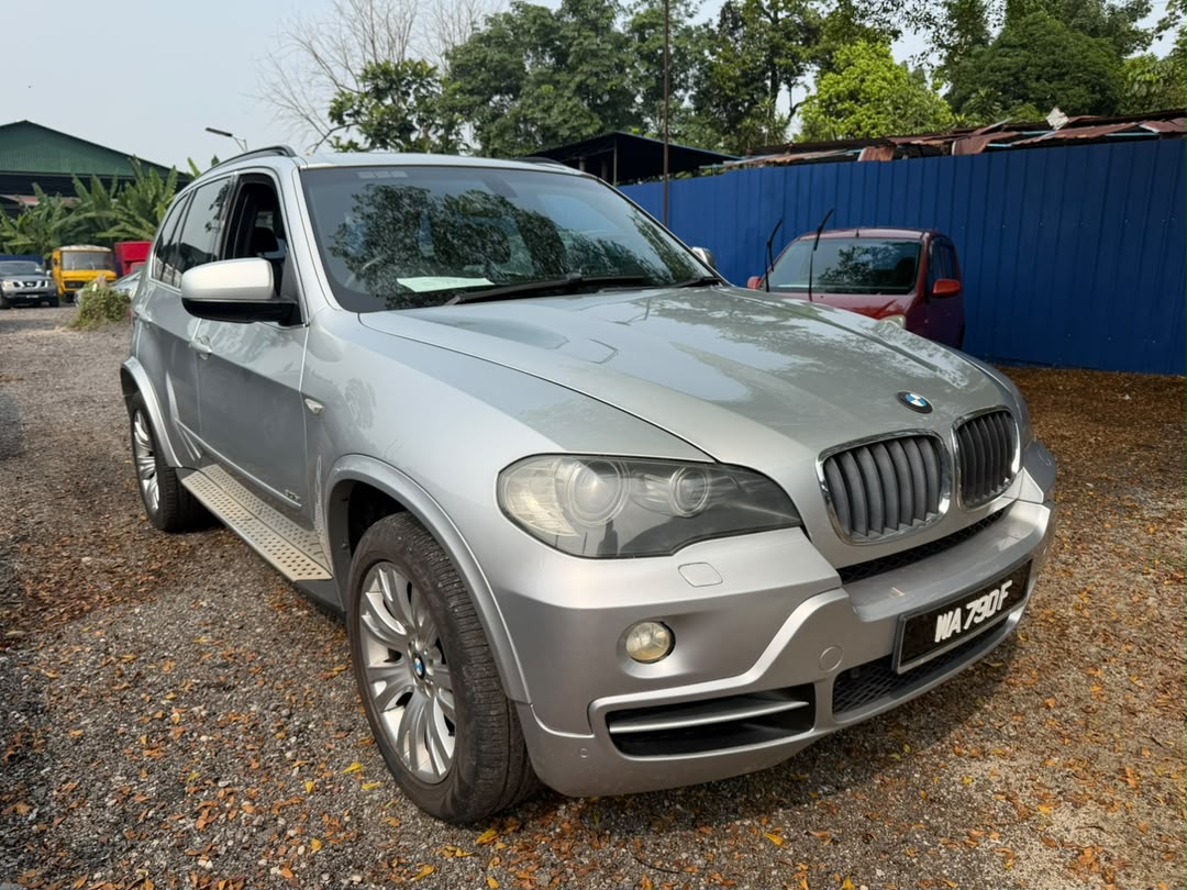 BMW BMW X5 — photo 8
