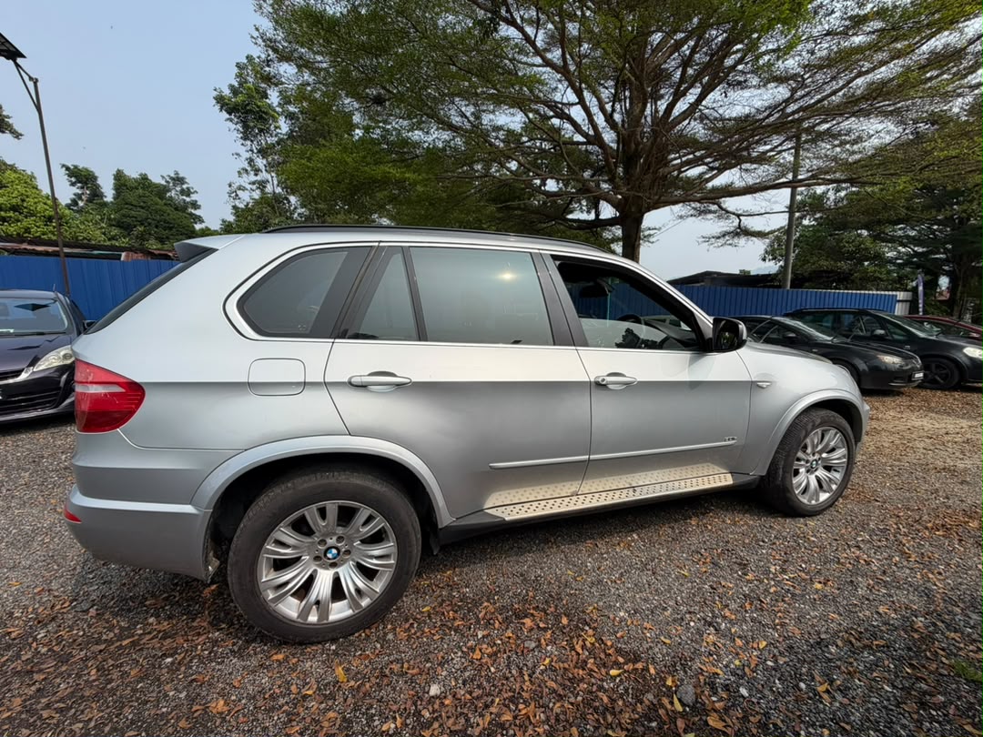 BMW BMW X5 — photo 6
