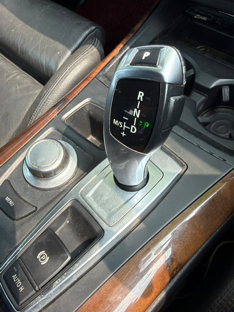 BMW BMW X5 — photo 12