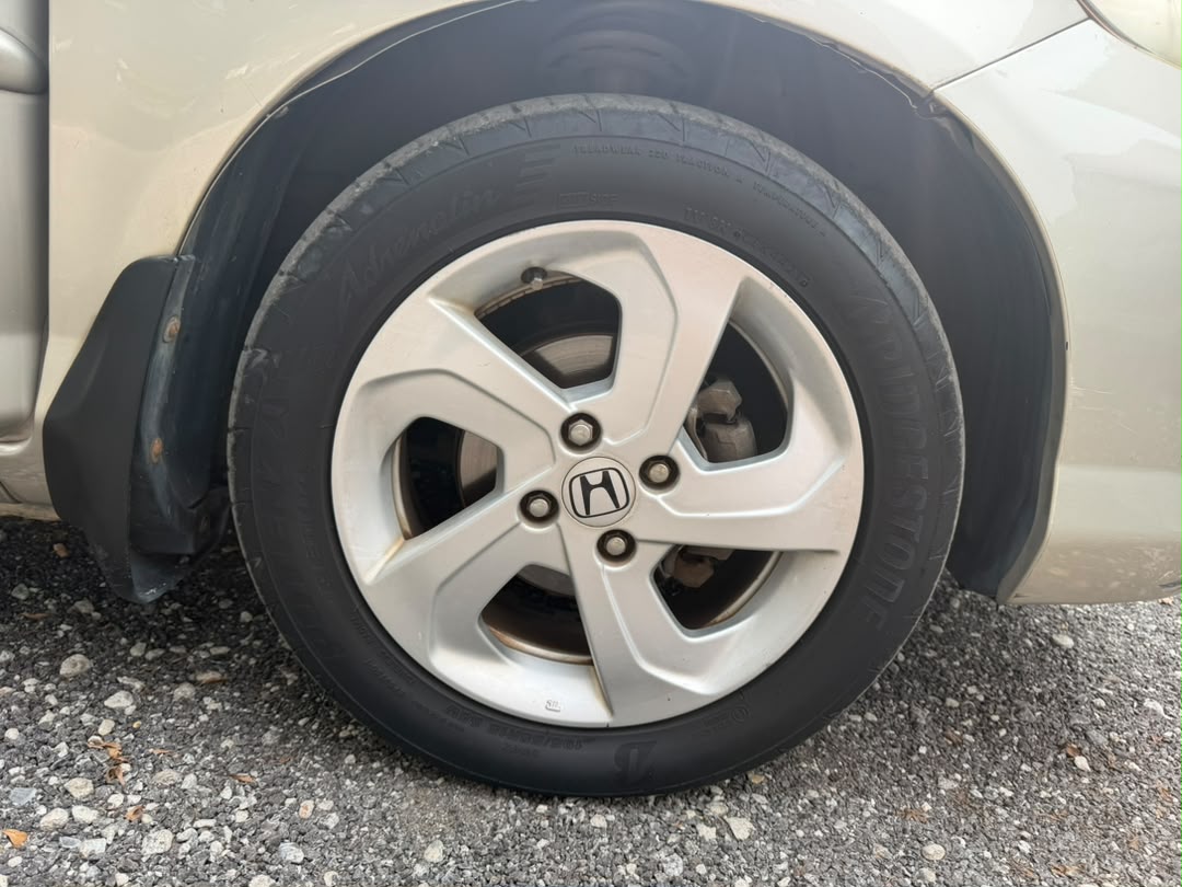 Honda Honda City 1.5 (A) — photo 1 of 13