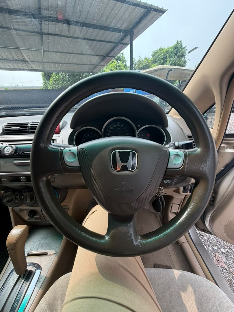 Honda Honda City 1.5 (A) — photo 6