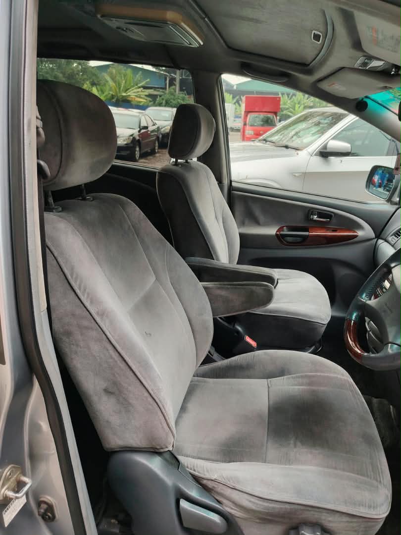 Toyota Toyota Estima 3.0 G — photo 8