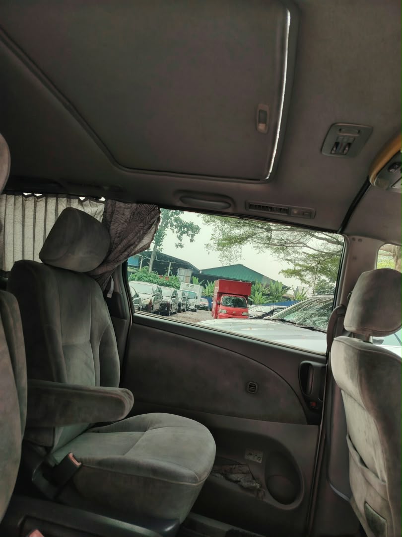 Toyota Toyota Estima 3.0 G — photo 16