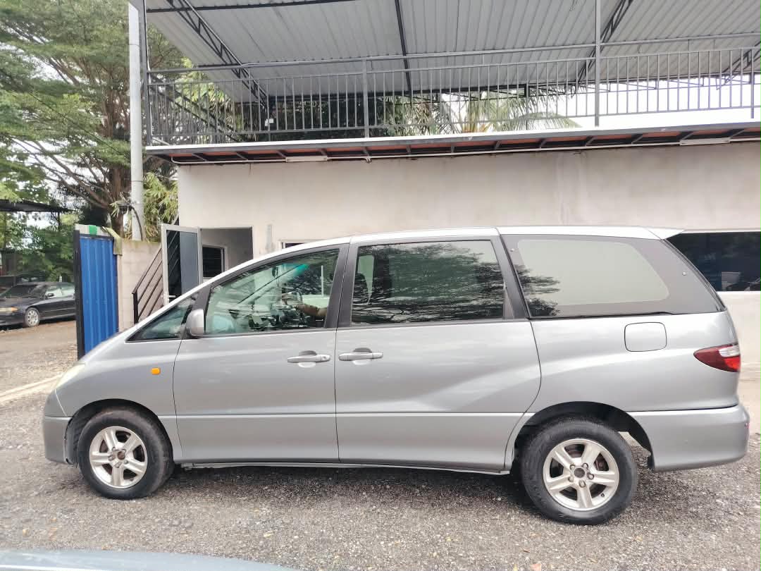 Toyota Toyota Estima 3.0 G — photo 9