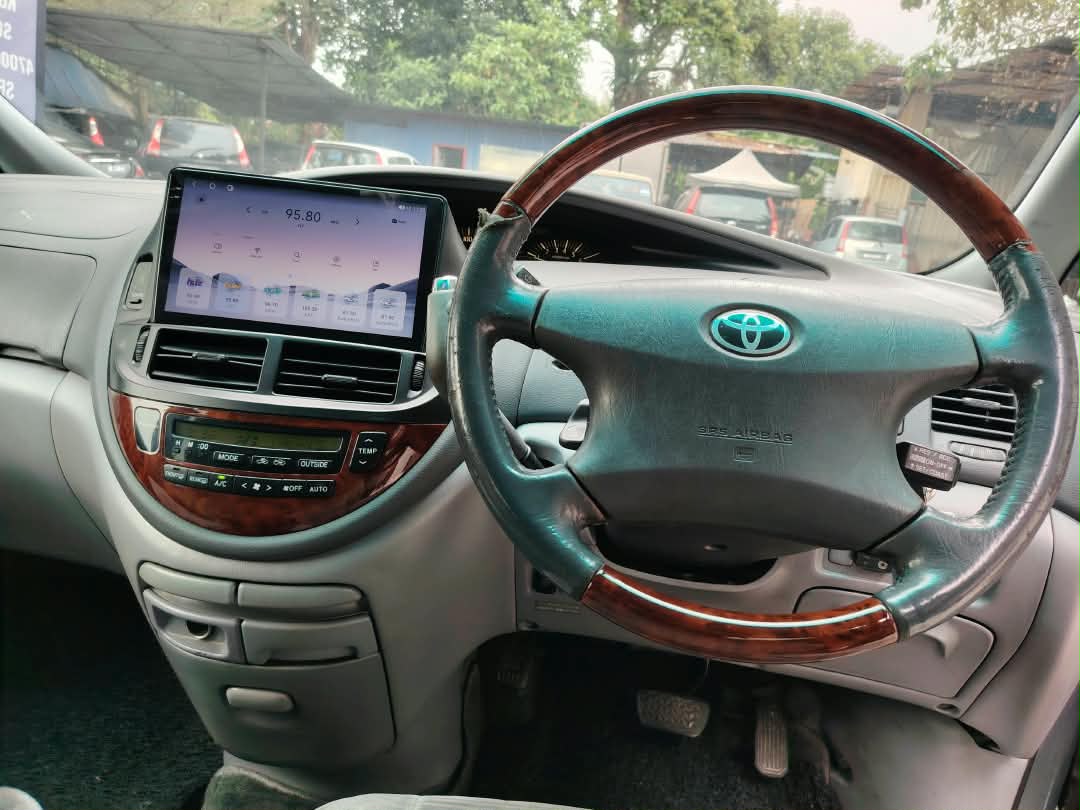 Toyota Toyota Estima 3.0 G — photo 7