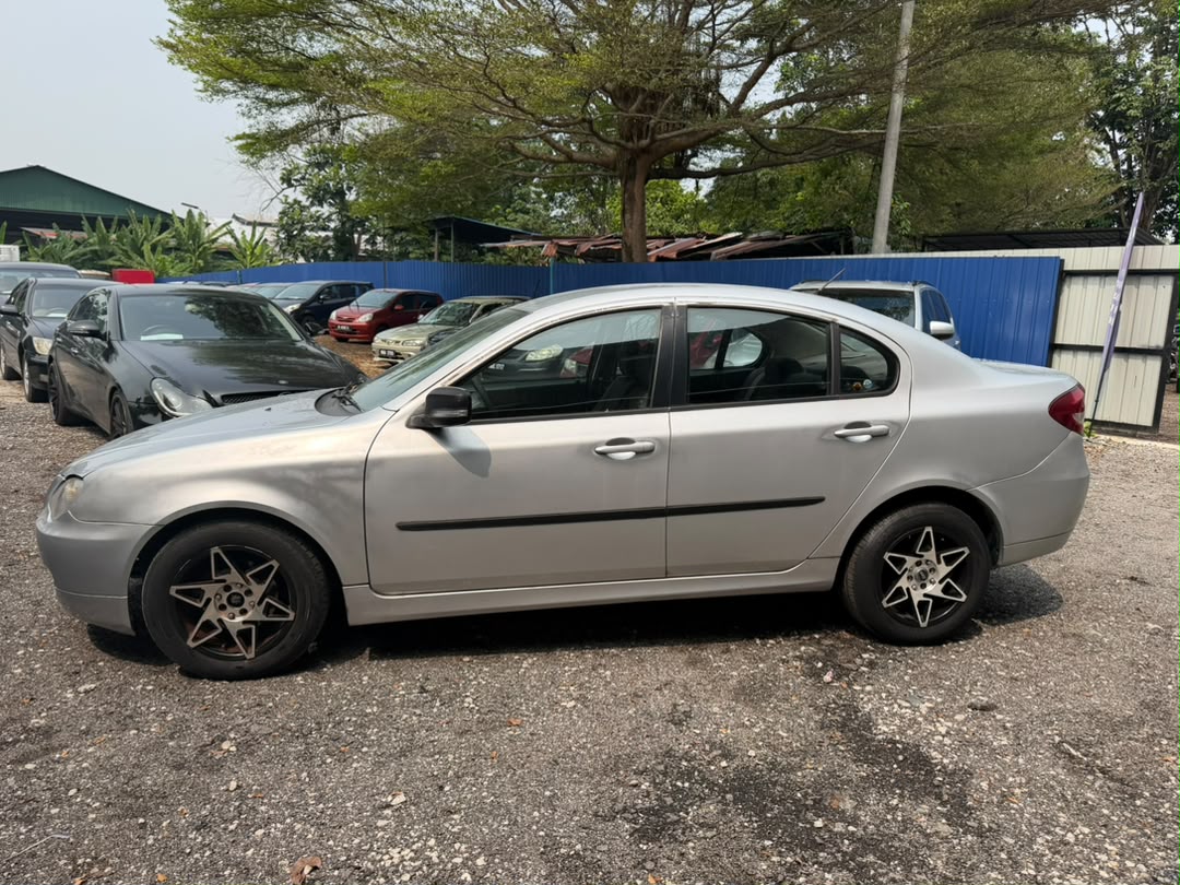 Proton Proton Persona 1.6 — photo 8