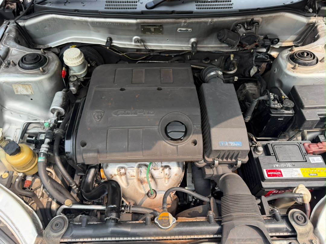 Proton Proton Persona 1.6 — photo 16