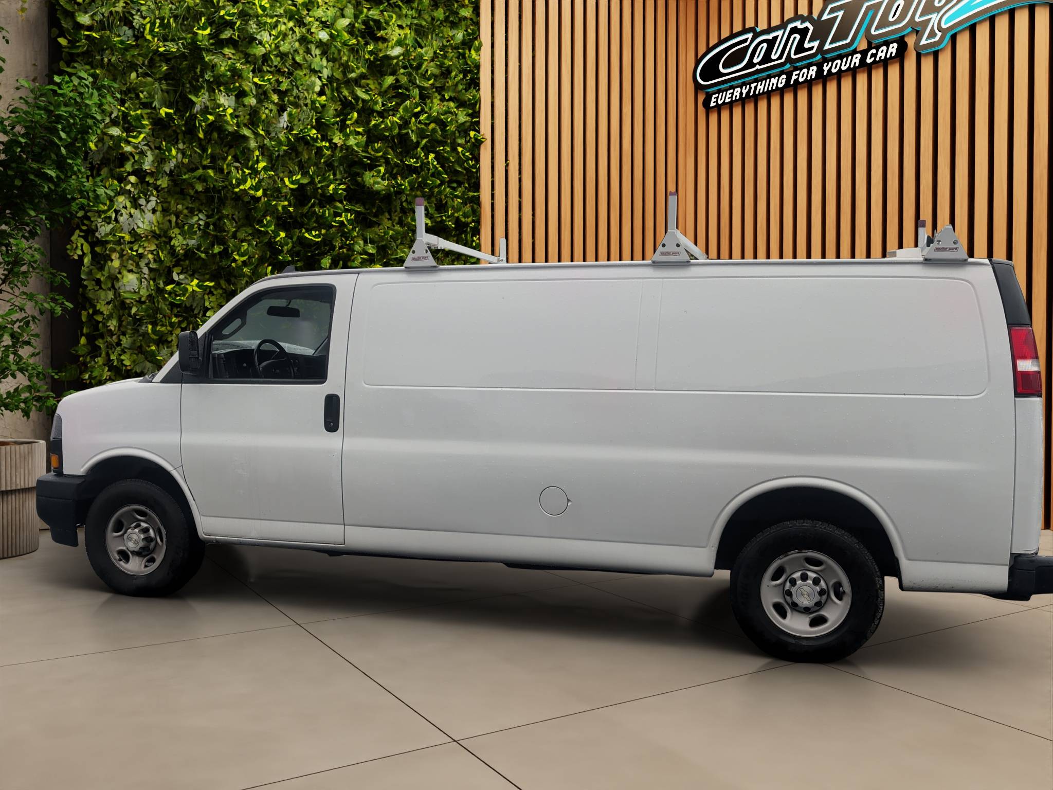 2021 CHEVROLET EXPRESS 2500 WORK VAN CARGO • 81K MILES EXTENDED CARGO VAN • 4.3L V6 • 8-SPEED AUTOMATIC • TOW HITCH • LIMITED SLIP DIFFERENTIAL • BACKUP CAMERA Thumbnail