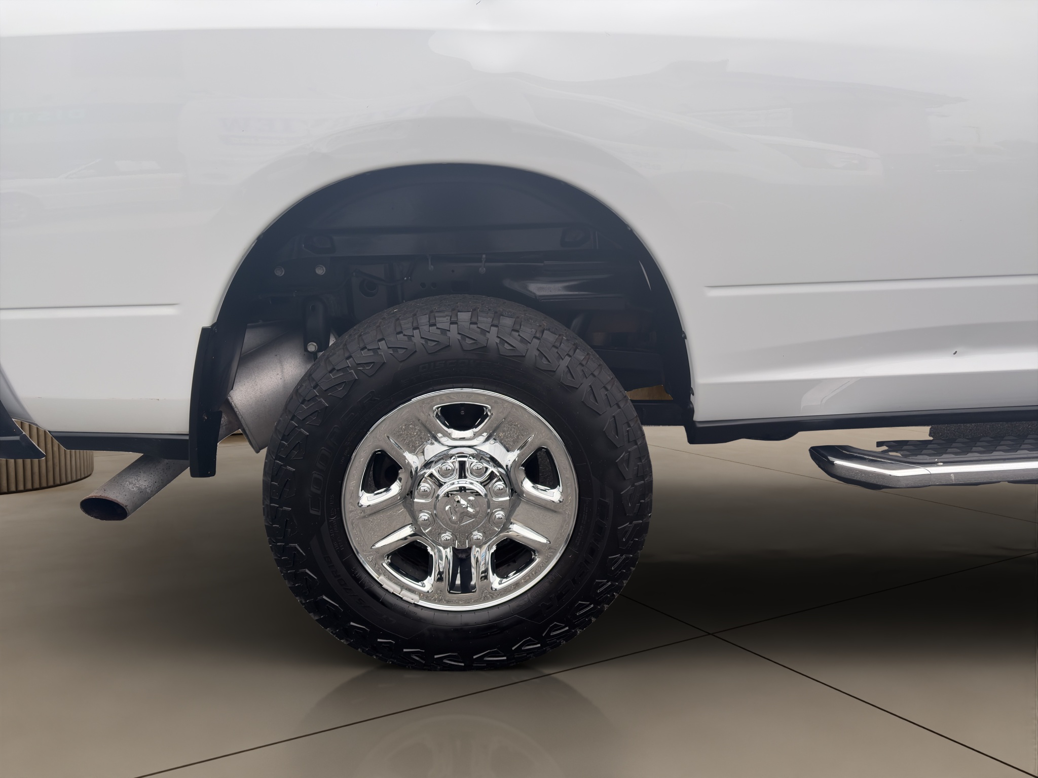 2022 RAM 2500 TRADESMAN CREW CAB 4X4 LONG BOX • 94K MILES • 6.4L HEMI V8 8-SPEED AUTOMATIC • 5TH WHEEL/GOOSENECK PREP • SPRAY-IN BEDLINER • TRAILER BRAKE CONTROLLER Thumbnail