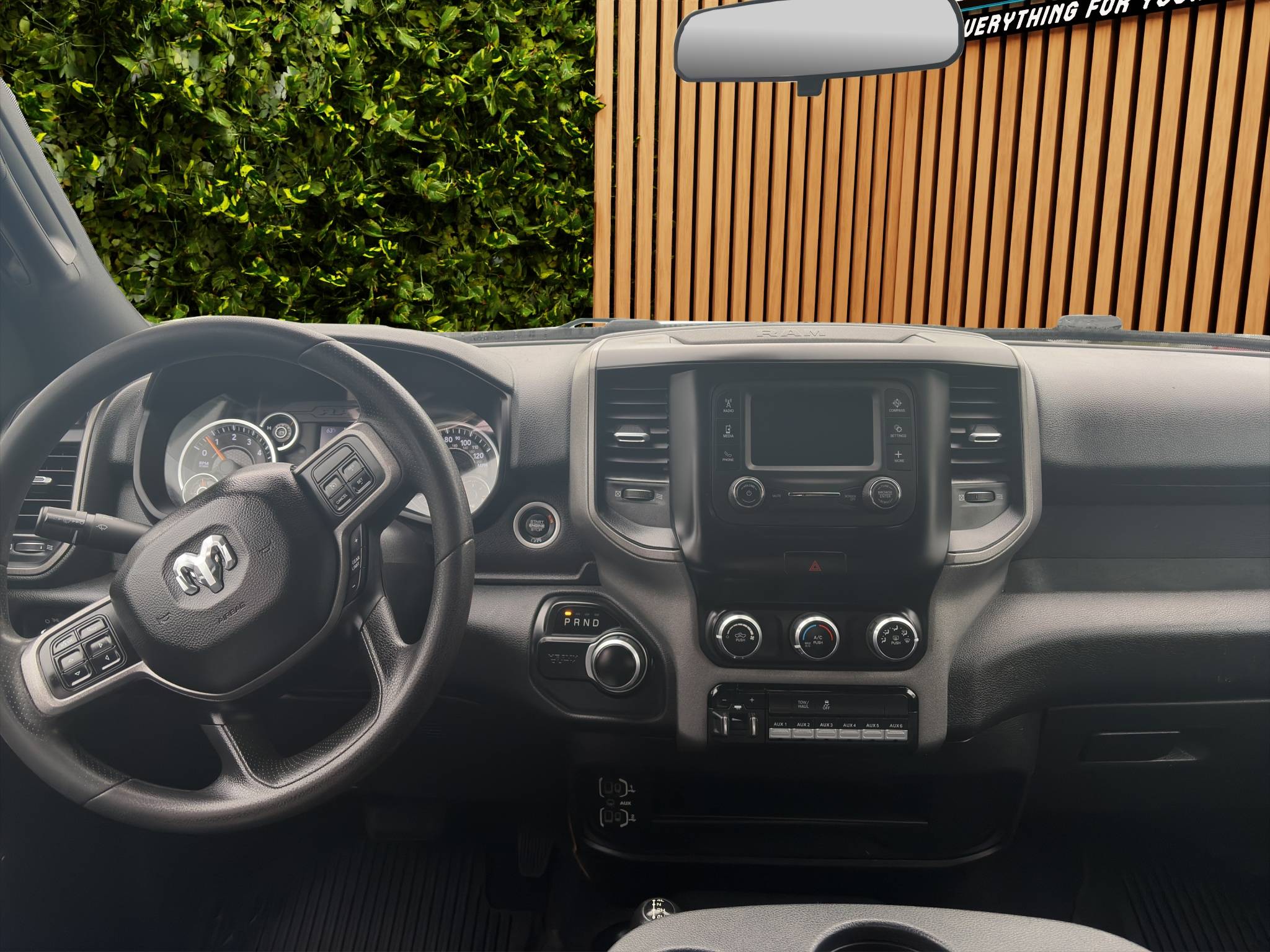2022 RAM 2500 TRADESMAN CREW CAB 4X4 LONG BOX • 94K MILES • 6.4L HEMI V8 8-SPEED AUTOMATIC • 5TH WHEEL/GOOSENECK PREP • SPRAY-IN BEDLINER • TRAILER BRAKE CONTROLLER Thumbnail