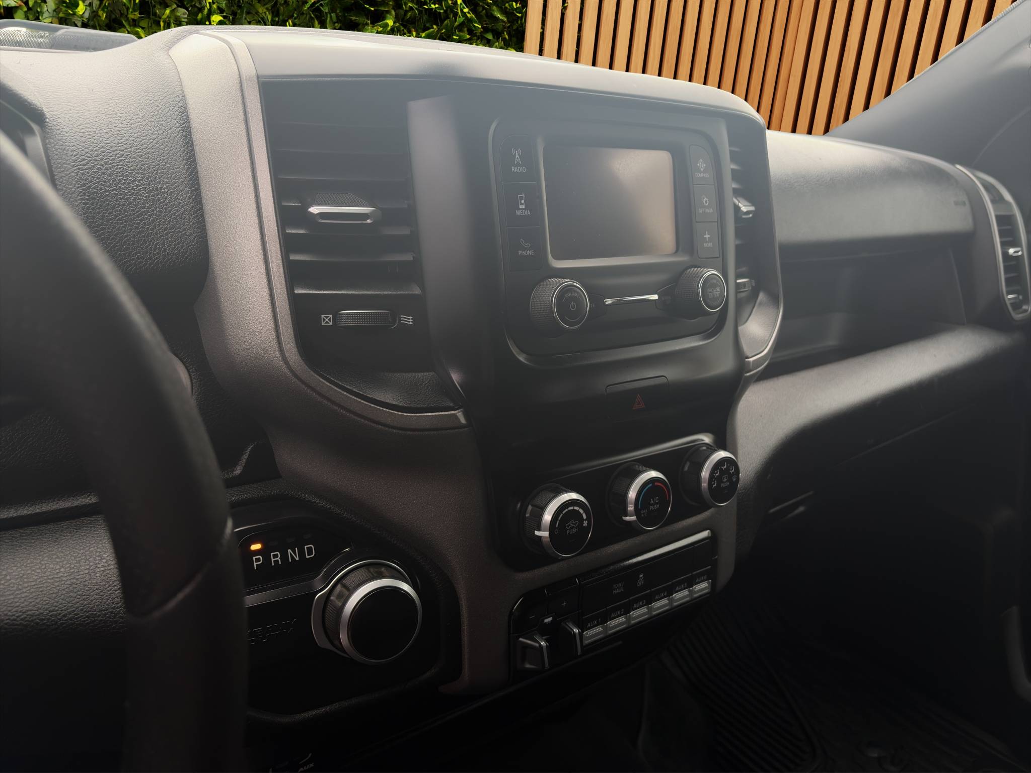 2022 RAM 2500 TRADESMAN CREW CAB 4X4 LONG BOX • 94K MILES • 6.4L HEMI V8 8-SPEED AUTOMATIC • 5TH WHEEL/GOOSENECK PREP • SPRAY-IN BEDLINER • TRAILER BRAKE CONTROLLER Thumbnail