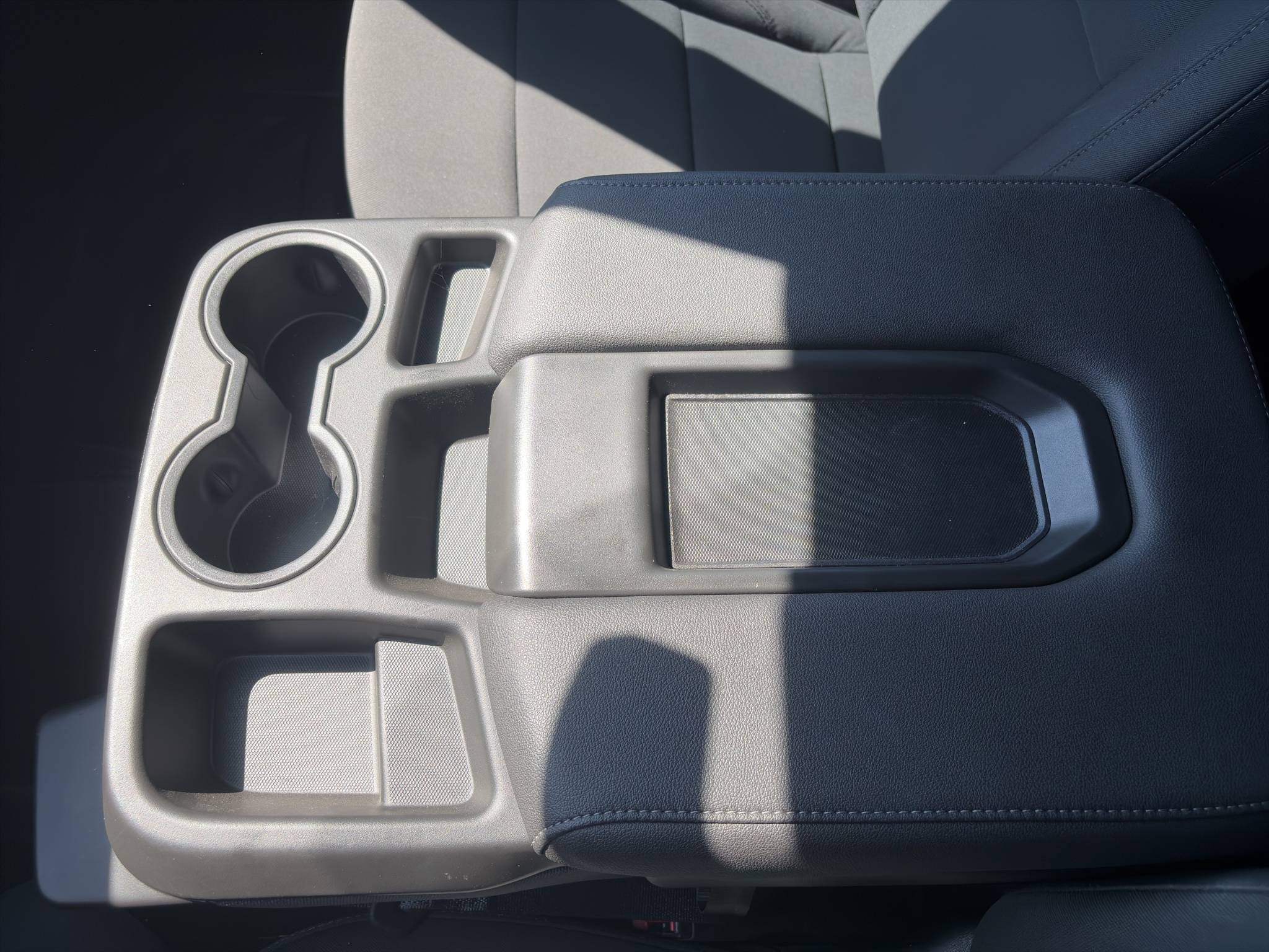 2021 CHEVROLET TAHOE COMMERCIAL FLEET • 1 OWNER • ONLY 47K MILES 5.3L ECOTEC3 V8 • 4WD • 10-SPEED AUTOMATIC • FULL-SIZE SUV • COMMERCIAL FLEET Thumbnail