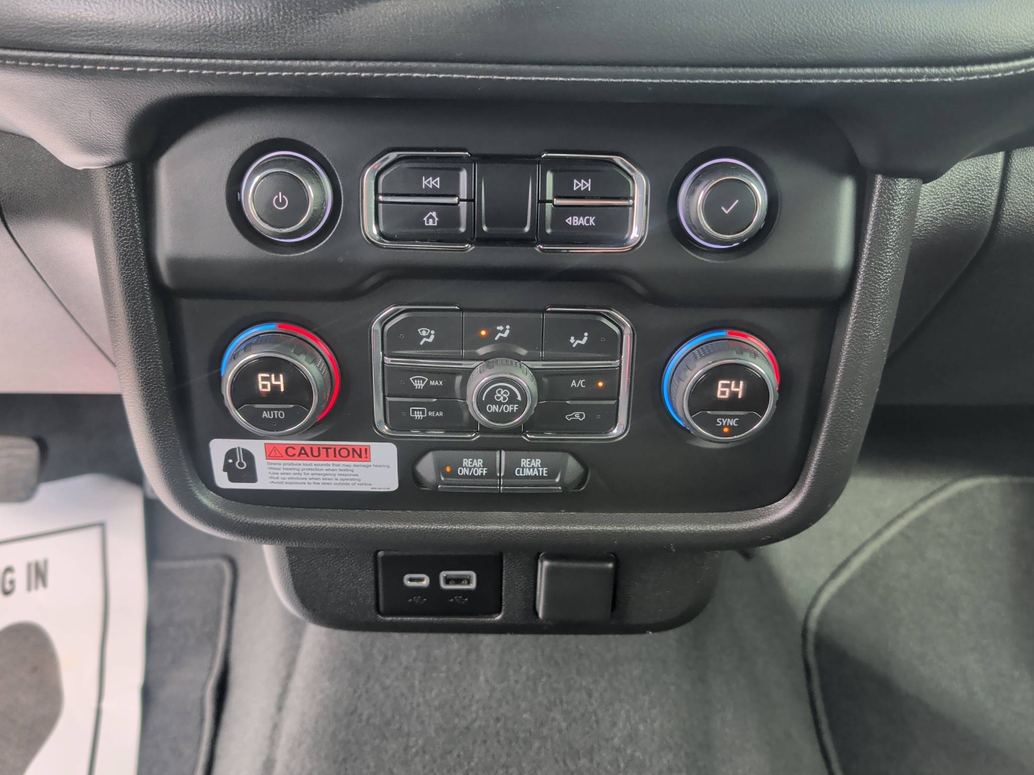2021 CHEVROLET TAHOE COMMERCIAL FLEET • CLEAN CARFAX • 1 OWNER ONLY 85K MILES • 5.3L ECOTEC3 V8 • 4WD • 10-SPEED AUTOMATIC • SATIN STEEL METALLIC Thumbnail