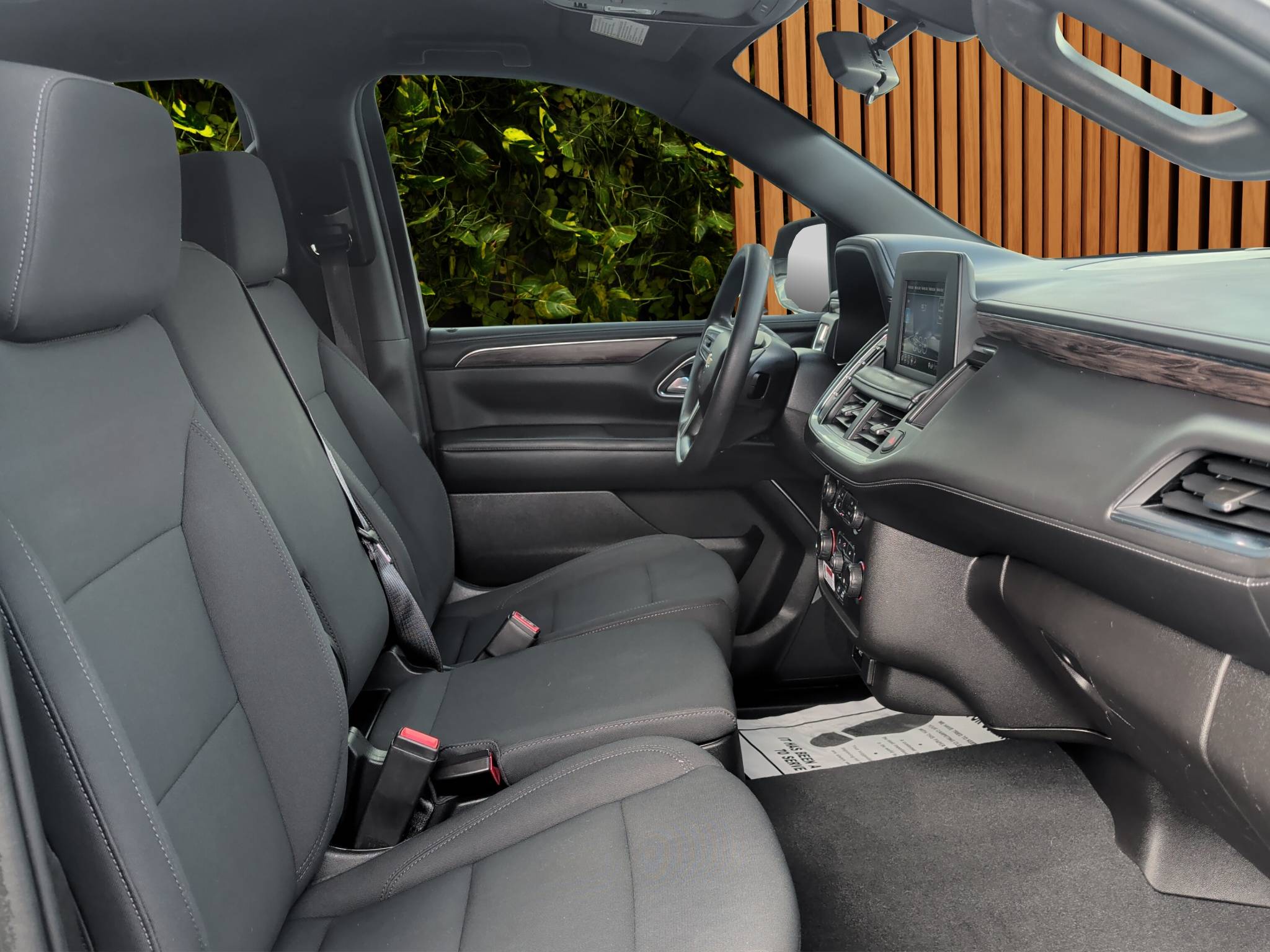 2021 CHEVROLET TAHOE COMMERCIAL FLEET • CLEAN CARFAX • 1 OWNER ONLY 85K MILES • 5.3L ECOTEC3 V8 • 4WD • 10-SPEED AUTOMATIC • SATIN STEEL METALLIC Thumbnail