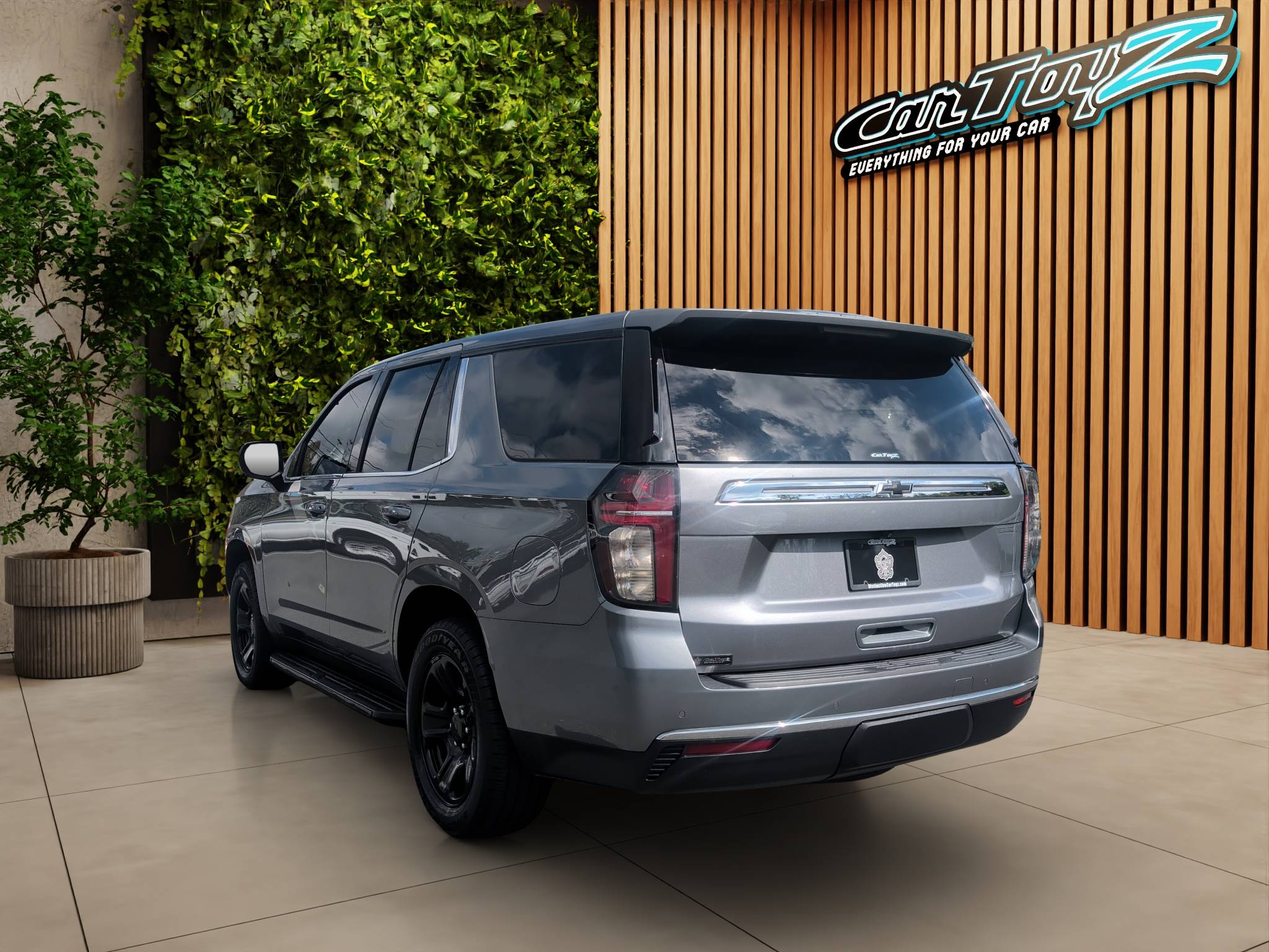 2021 CHEVROLET TAHOE COMMERCIAL FLEET • CLEAN CARFAX • 1 OWNER ONLY 85K MILES • 5.3L ECOTEC3 V8 • 4WD • 10-SPEED AUTOMATIC • SATIN STEEL METALLIC Thumbnail