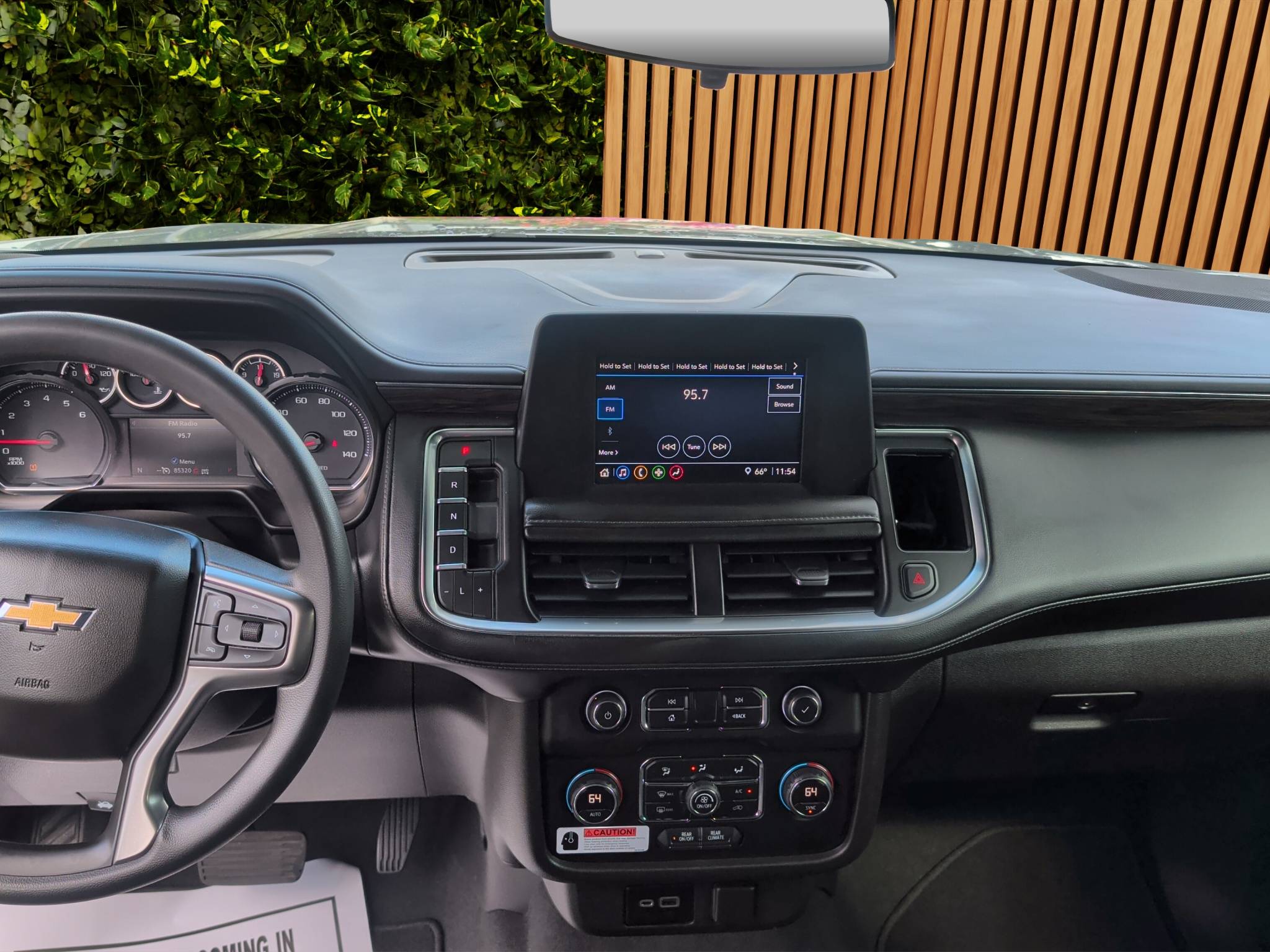 2021 CHEVROLET TAHOE COMMERCIAL FLEET • CLEAN CARFAX • 1 OWNER ONLY 85K MILES • 5.3L ECOTEC3 V8 • 4WD • 10-SPEED AUTOMATIC • SATIN STEEL METALLIC Thumbnail