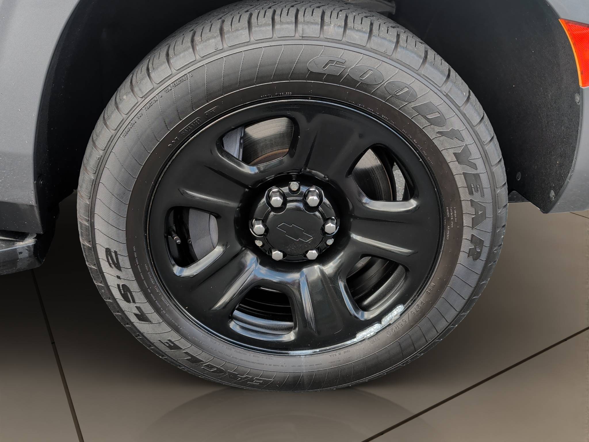 2021 CHEVROLET TAHOE COMMERCIAL FLEET • CLEAN CARFAX • 1 OWNER ONLY 85K MILES • 5.3L ECOTEC3 V8 • 4WD • 10-SPEED AUTOMATIC • SATIN STEEL METALLIC Thumbnail