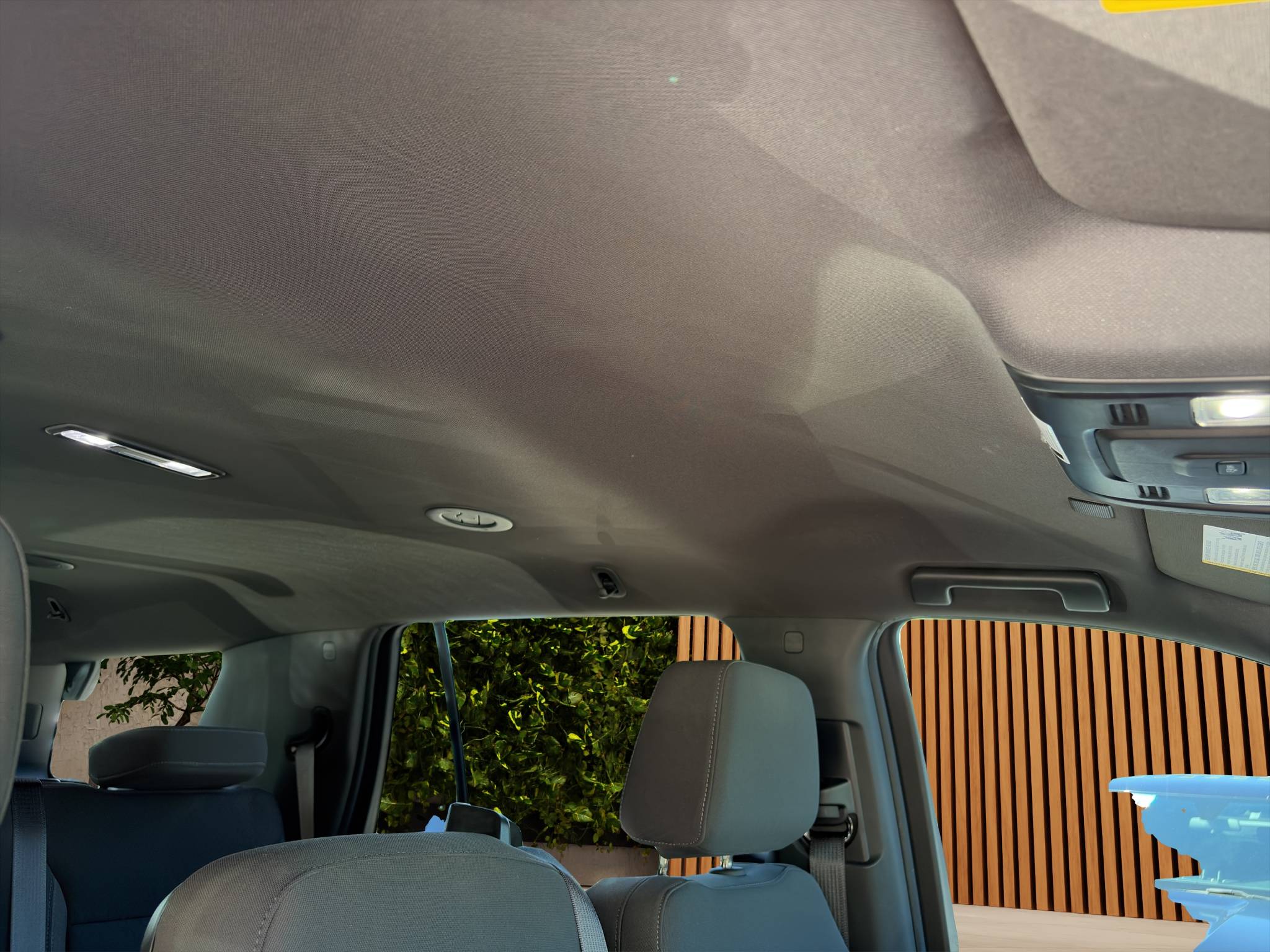 2021 CHEVROLET TAHOE COMMERCIAL FLEET • 1 OWNER • ONLY 75K MILES 5.3L ECOTEC3 V8 • 4WD • 10-SPEED AUTOMATIC • SHADOW GRAY METALLIC • FULL-SIZE SUV Thumbnail