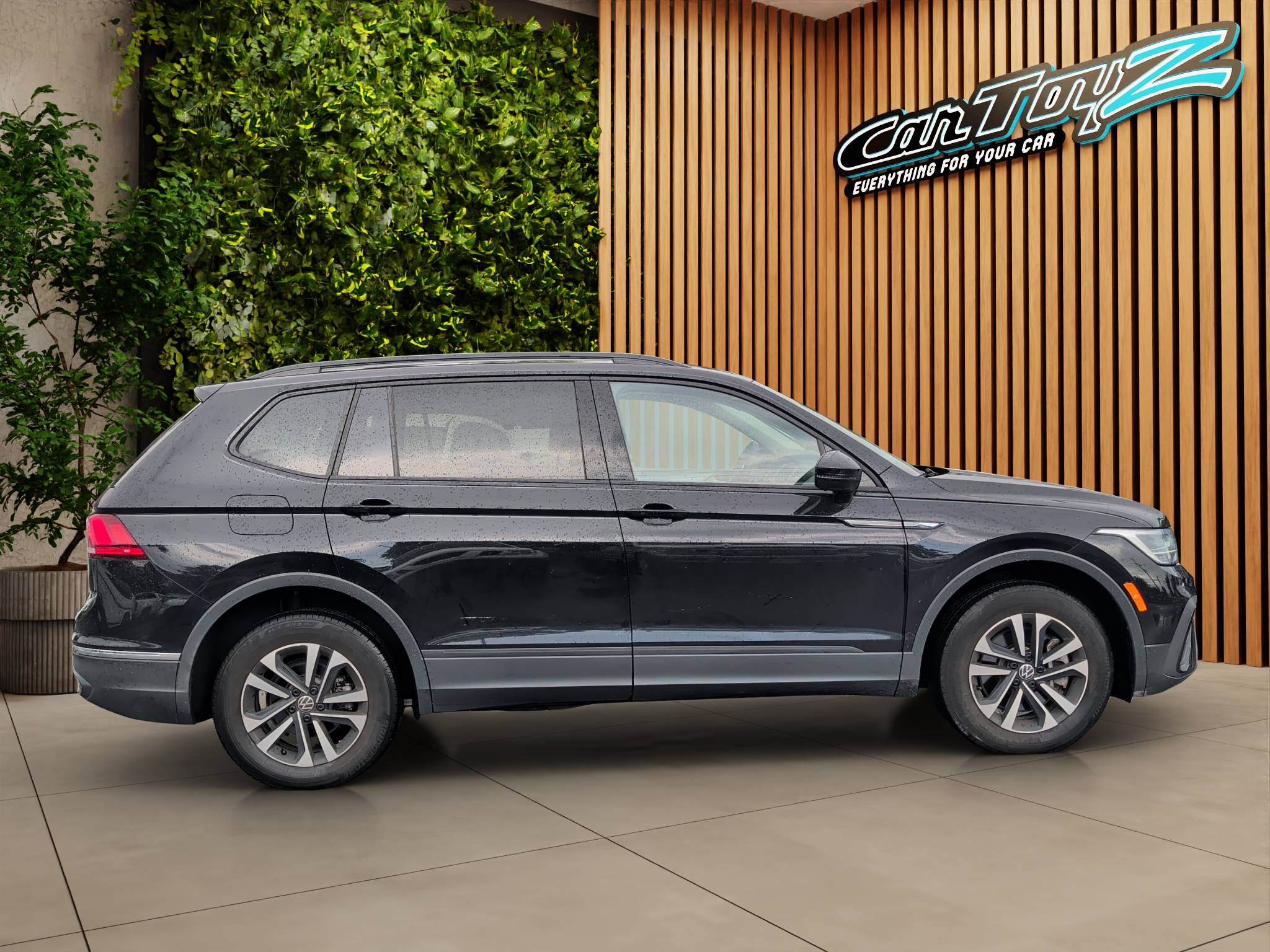 2023 VOLKSWAGEN TIGUAN 2.0T S • CLEAN CARFAX • 1 OWNER • 44K MILES 2.0L TSI TURBO • AWD • 8-SPEED AUTOMATIC • TIPTRONIC • DEEP BLACK PEARL Thumbnail
