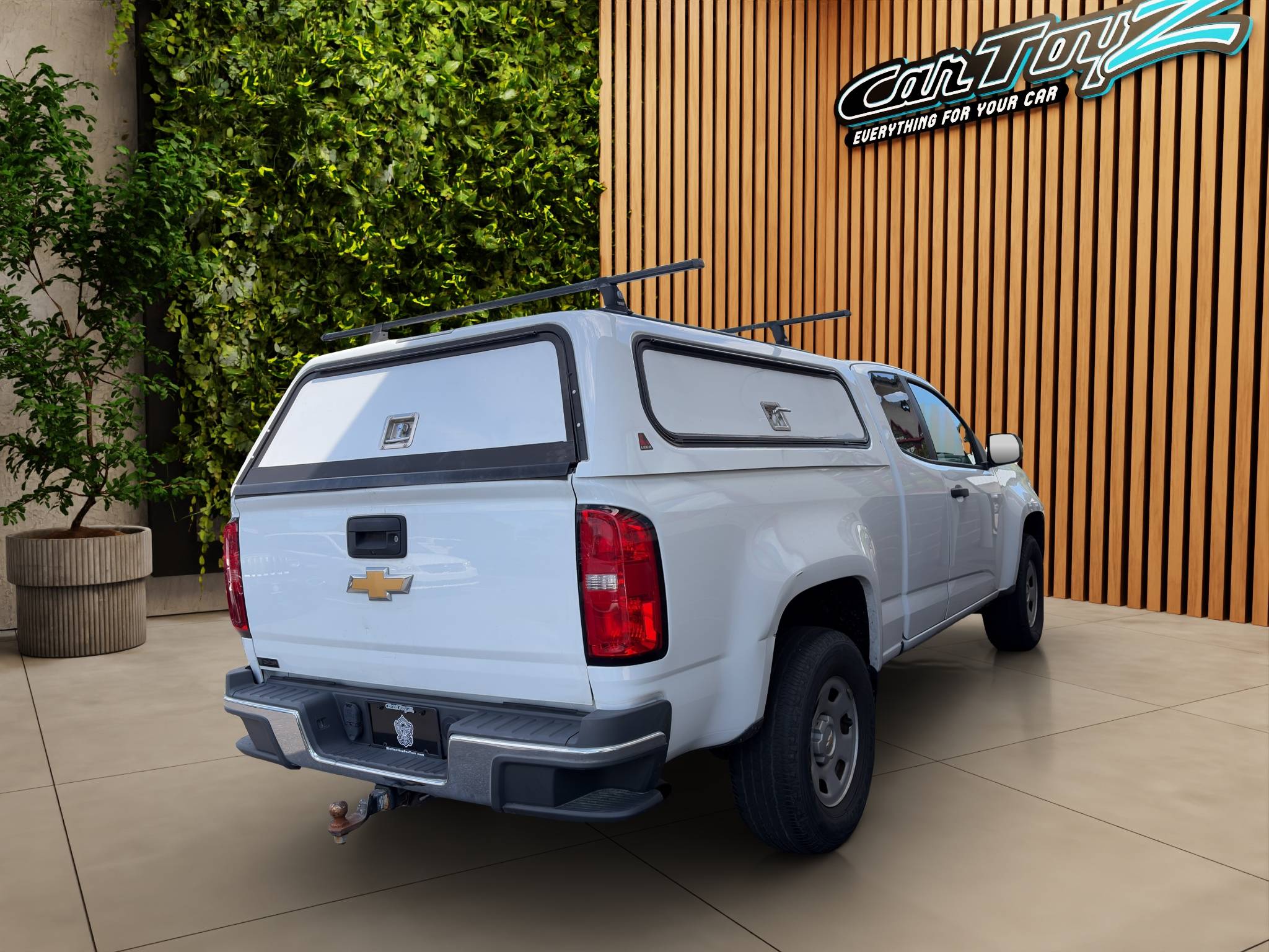 2020 CHEVROLET COLORADO WORK TRUCK EXTENDED CAB LONG BED • CLEAN CARFAX • 1 OWNER ONLY 63K MILES • 3.6L V6 • 8-SPEED AUTOMATIC • REAR-WHEEL DRIVE • TRAILERING PACKAGE • LONG BED Thumbnail
