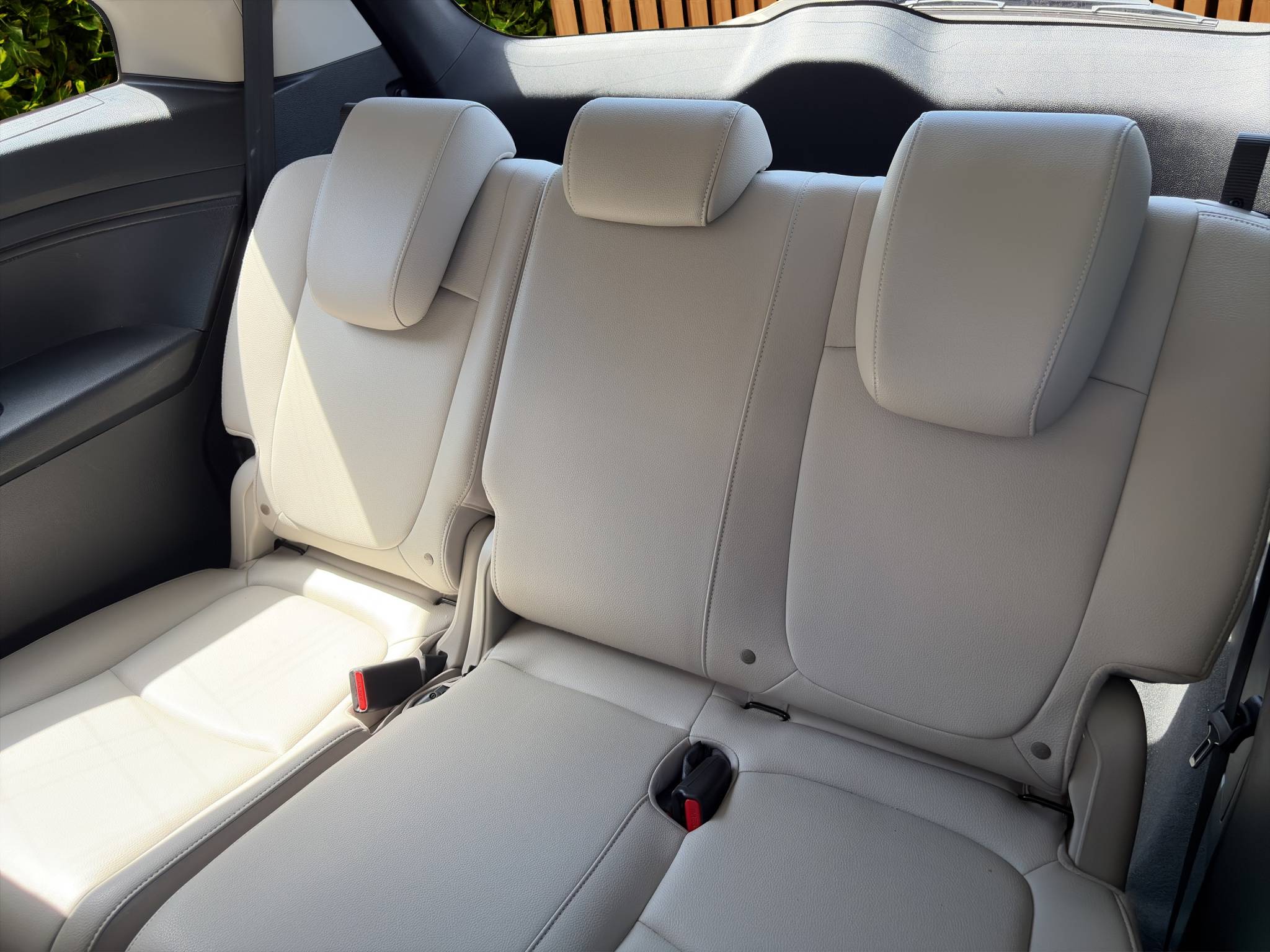 2025 HONDA ODYSSEY EX-L • CLEAN CARFAX • 1 OWNER • 48K MILES 3.5L V6 • 10-SPEED AUTOMATIC • EX-L • MODERN STEEL METALLIC • FAMILY-SIZE PASSENGER VAN Thumbnail