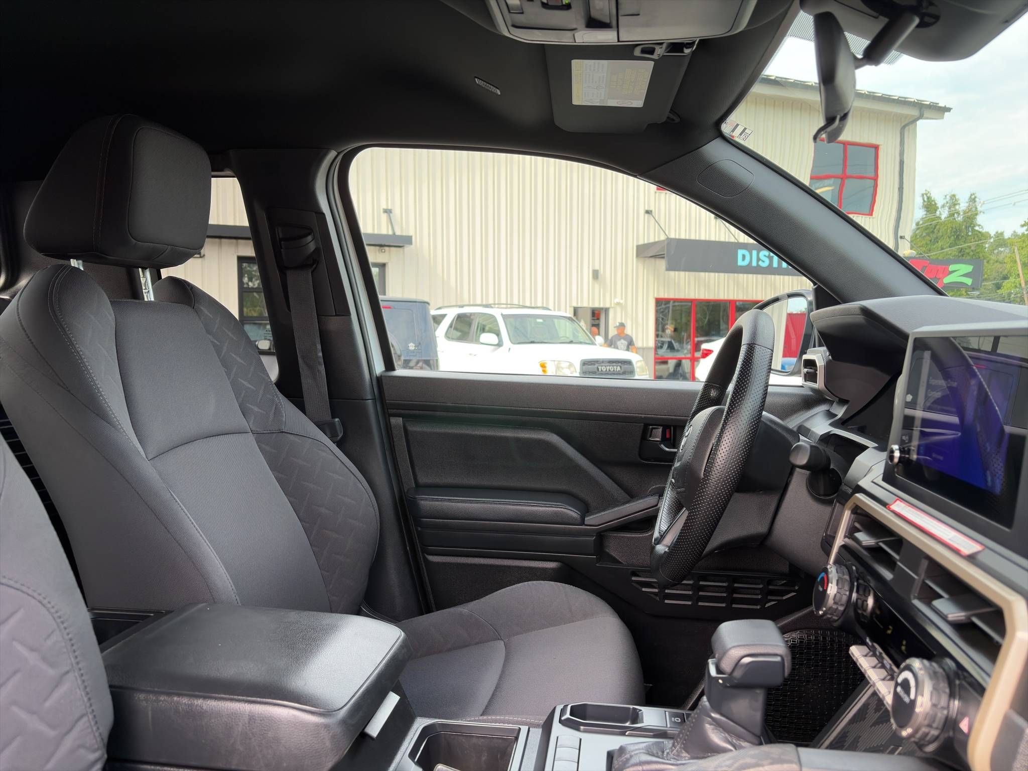 2025 TOYOTA TACOMA SR XTRA CAB LONG BED • CLEAN CARFAX • 30K MILES 2.4L TURBO • 8-SPEED AUTOMATIC • REAR-WHEEL DRIVE • 1,460 LB PAYLOAD • ADAPTIVE CRUISE CONTROL Thumbnail
