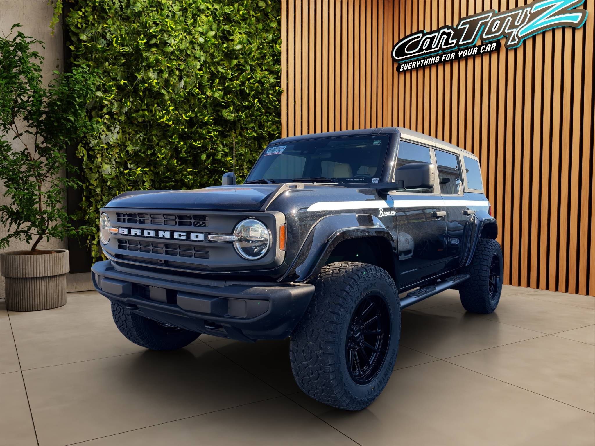 2025 FORD BRONCO BIG BEND 4X4 • CLEAN CARFAX • 1 OWNER ONLY 38K MILES • 2.3L ECOBOOST • 10-SPEED AUTOMATIC • HARDTOP • 32" ALL-TERRAIN TIRES • REMOVABLE TOP Thumbnail