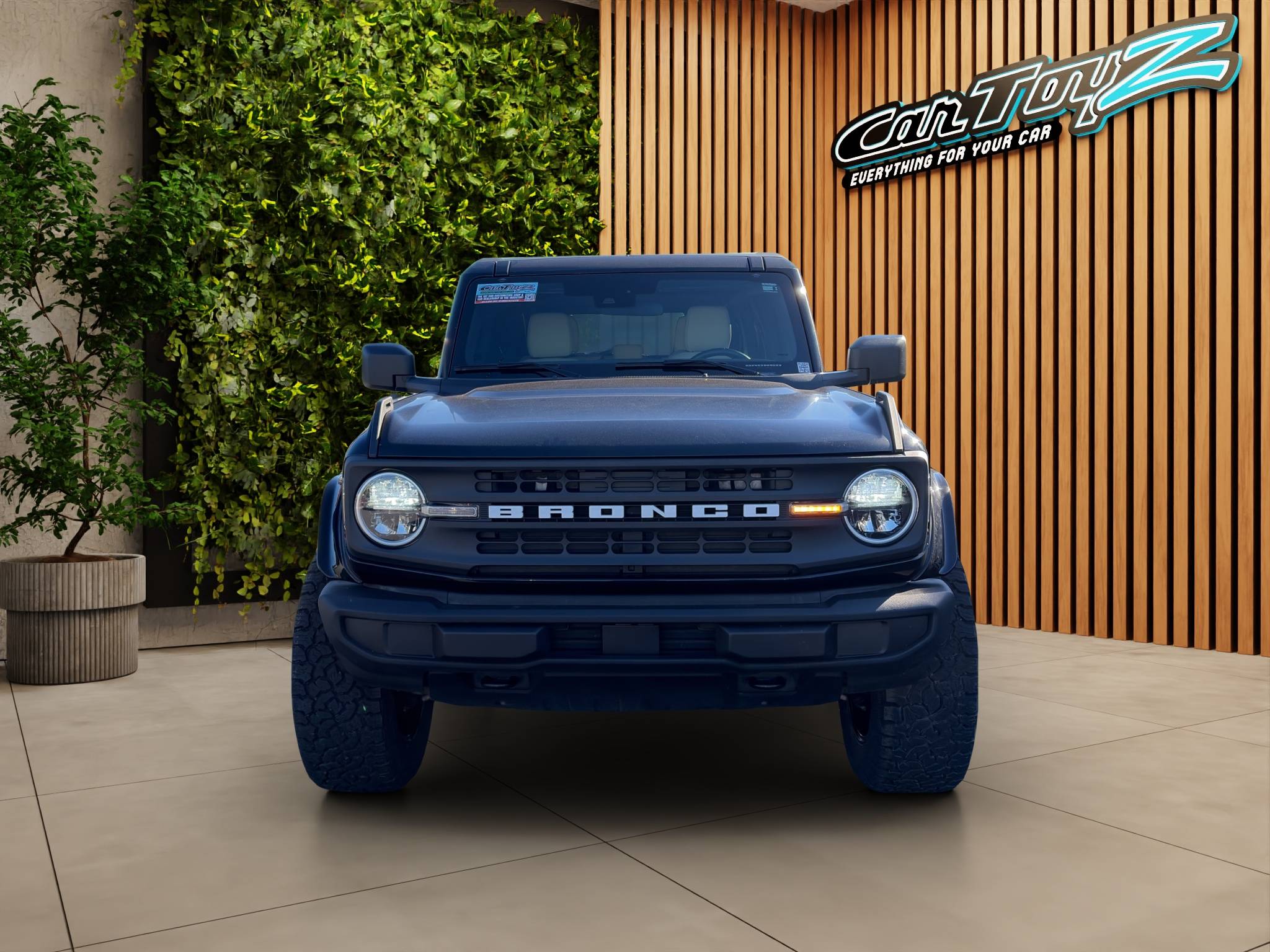 2025 FORD BRONCO BIG BEND 4X4 • CLEAN CARFAX • 1 OWNER ONLY 38K MILES • 2.3L ECOBOOST • 10-SPEED AUTOMATIC • HARDTOP • 32" ALL-TERRAIN TIRES • REMOVABLE TOP Thumbnail