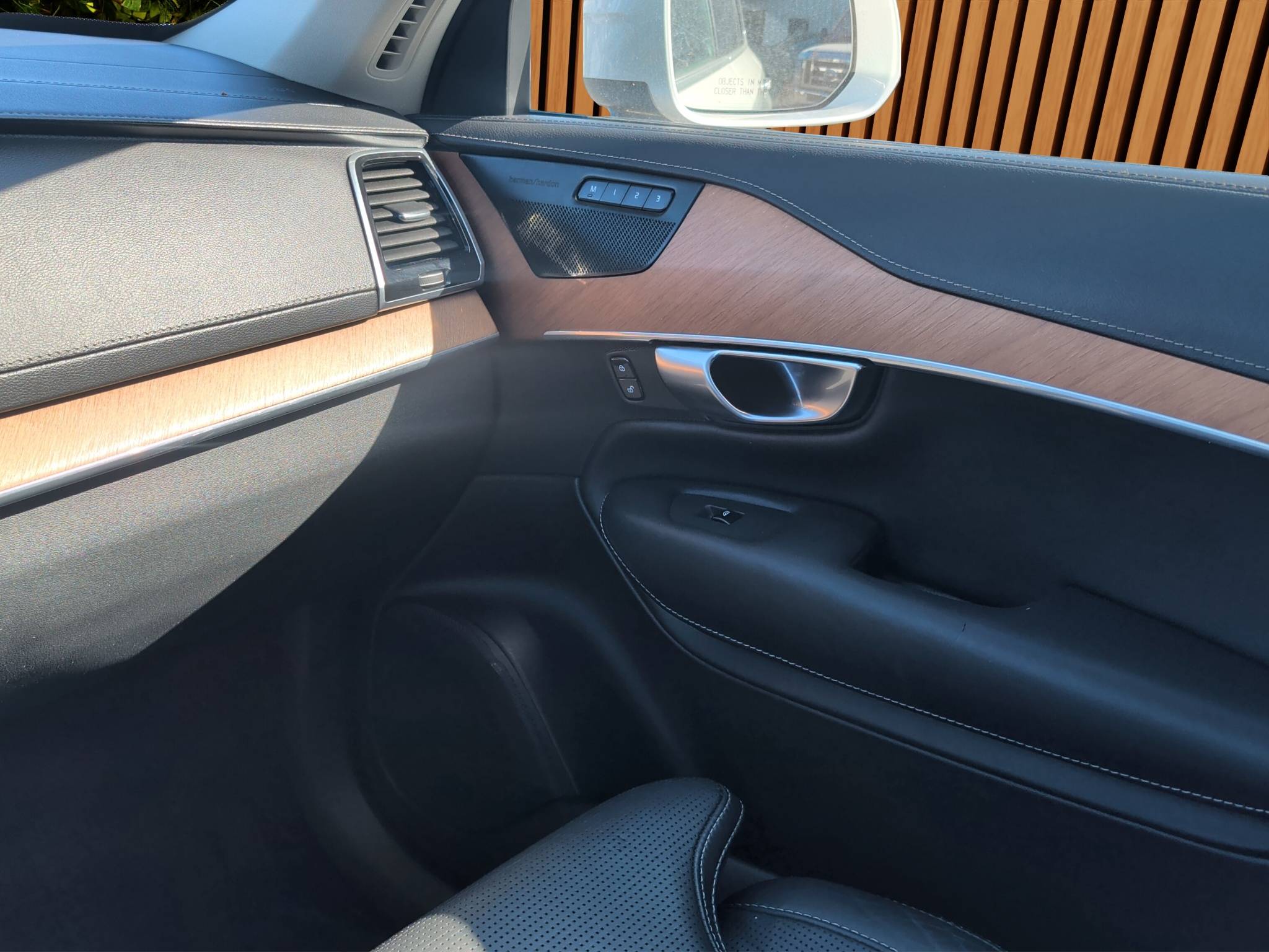 2019 Volvo XC90 T6 Inscription Thumbnail