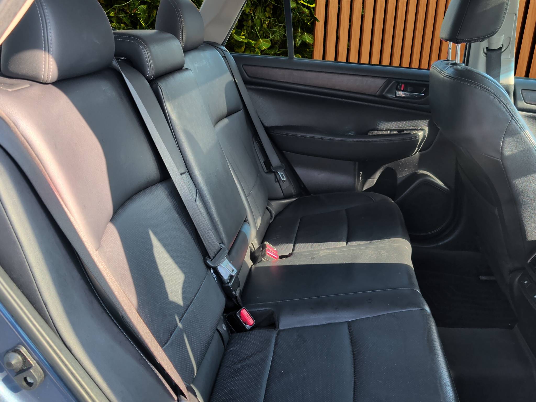 2017 Subaru Outback 2.5i Limited. Thumbnail