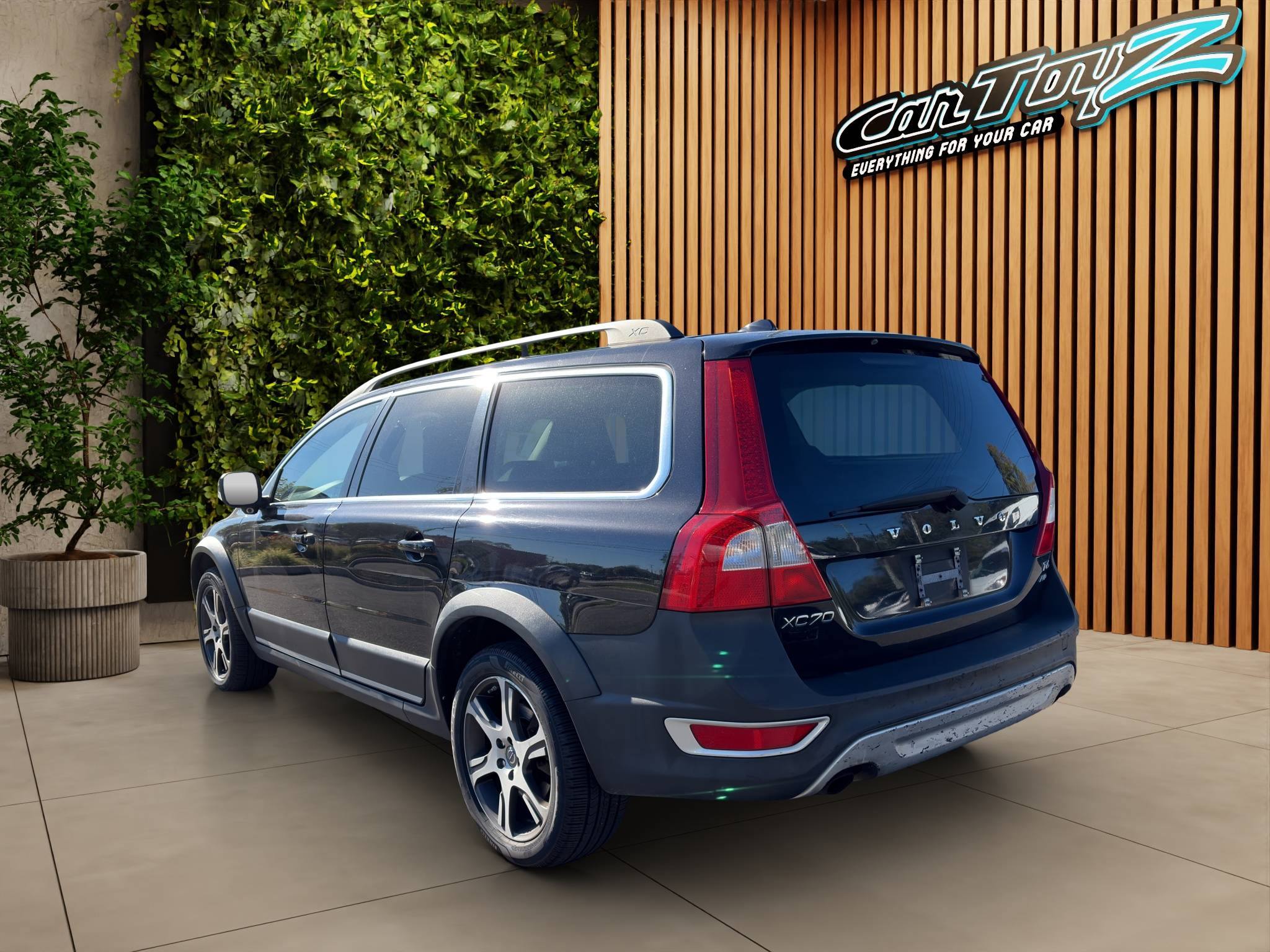 2013 VOLVO XC70 T6 • DEALER SPECIAL • AS-IS  154,003 MILES • TURBOCHARGED I6 • AWD • GEARTRONIC AUTOMATIC • CLEAN CARFAX  🔥 CLEAN CARFAX • 1 OWNER • 154,003 MILES • 2013 VOLVO XC70 T6 • AWD • AS-IS SPECIAL Thumbnail
