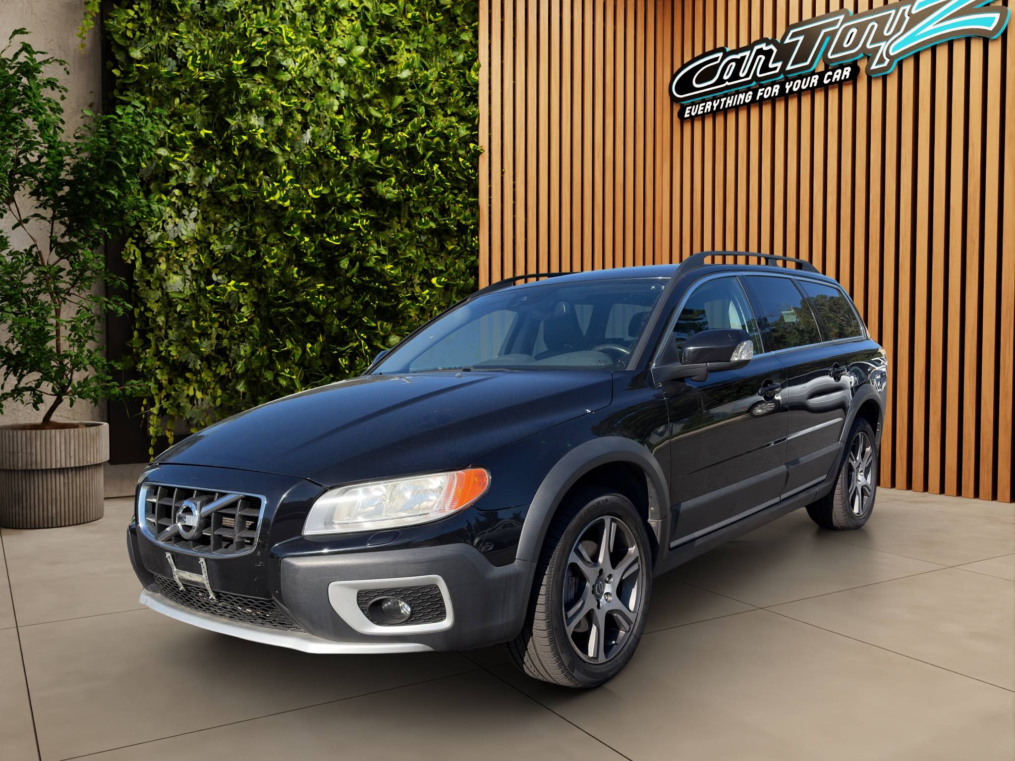 2013 VOLVO XC70 T6 • DEALER SPECIAL • AS-IS  154,003 MILES • TURBOCHARGED I6 • AWD • GEARTRONIC AUTOMATIC • CLEAN CARFAX  🔥 CLEAN CARFAX • 1 OWNER • 154,003 MILES • 2013 VOLVO XC70 T6 • AWD • AS-IS SPECIAL Thumbnail