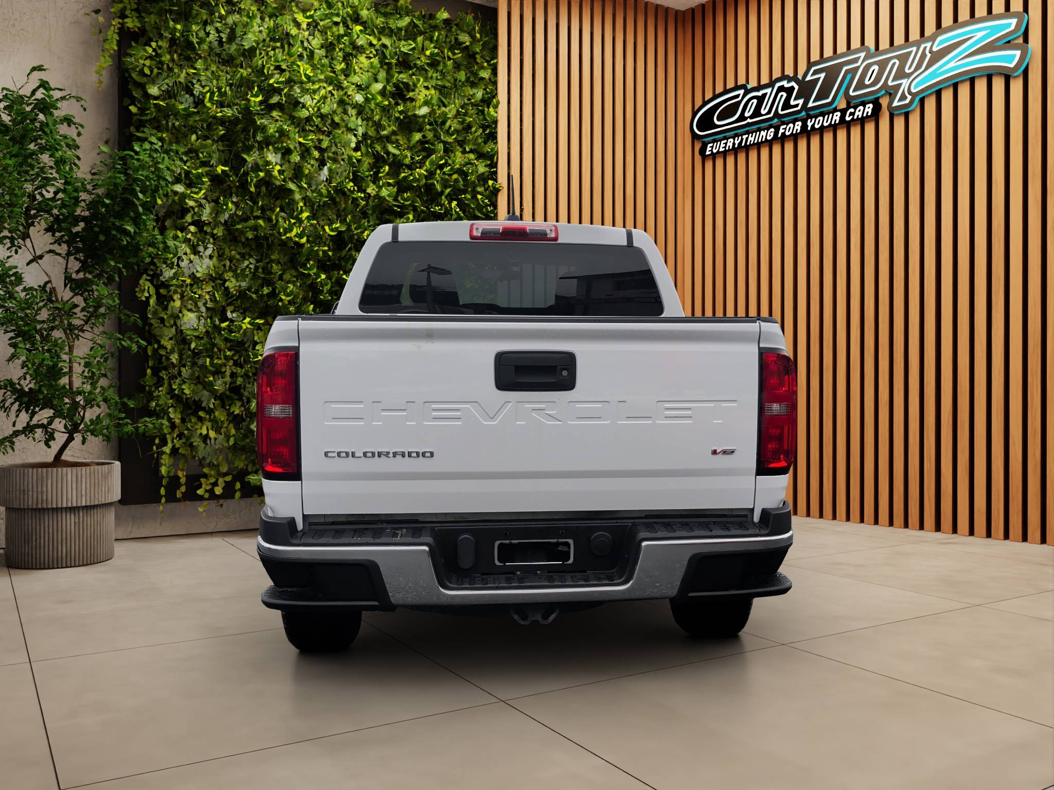 20022 CHEVROLET COLORADO WT CREW CAB 4WD • READY TO WORK  57,445 MILES • 3.6L V6 • 4WD • 8-SPEED AUTOMATIC • 1 OWNER Thumbnail