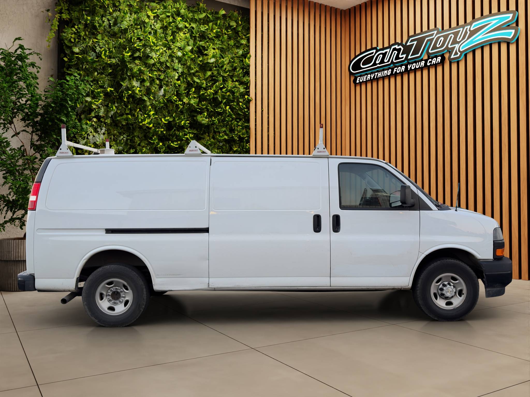 2022 CHEVROLET EXPRESS 2500 WORK VAN • CARGO SHELVING • LADDER RACK  83,003 MILES • 6.6L V8 • RWD • 6-SPEED AUTOMATIC • CLEAN CARFAX Thumbnail