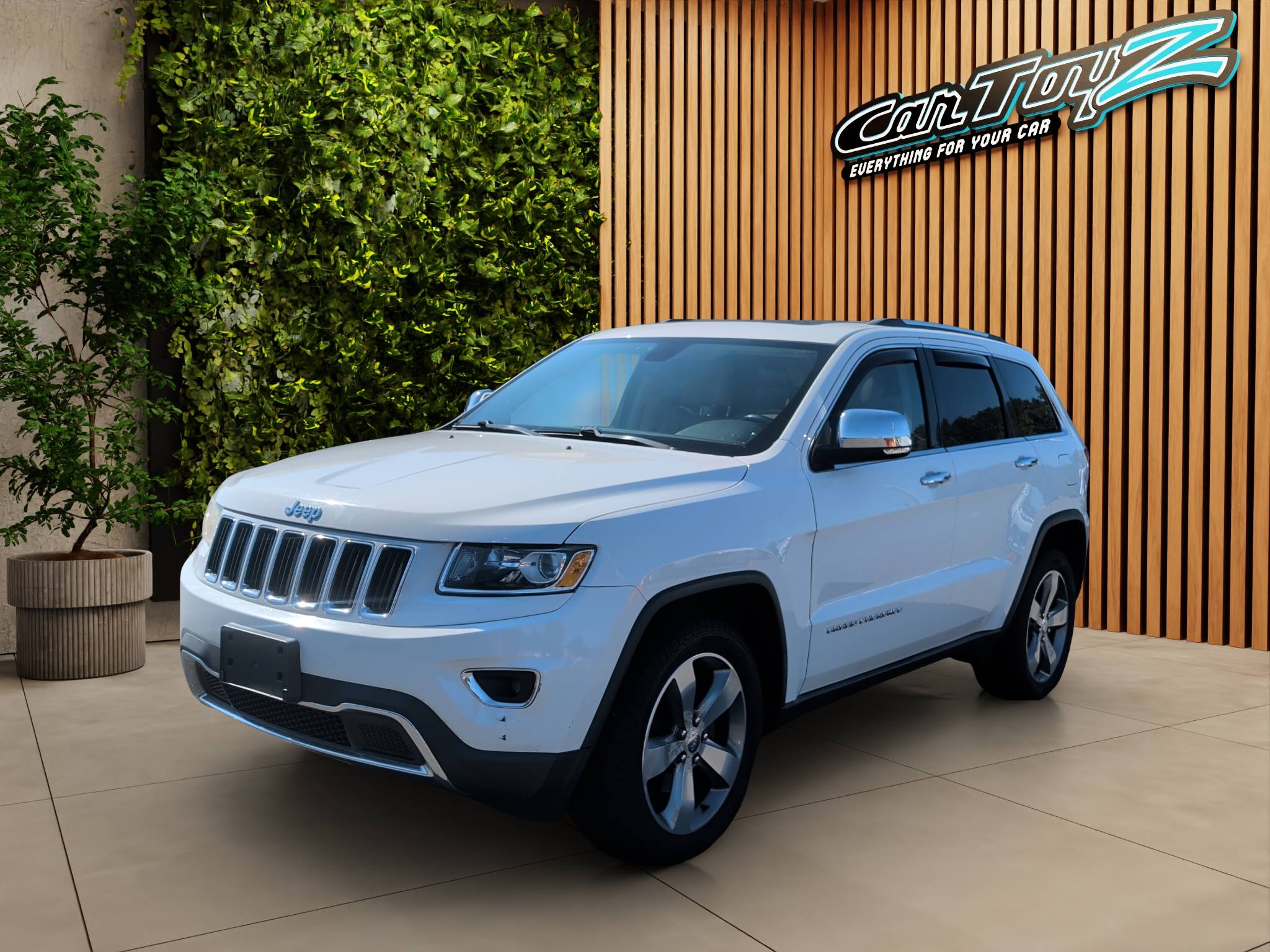 2014 JEEP GRAND CHEROKEE LIMITED • LUXURY 4WD SUV  118,470 MILES • 3.6L V6 • 4WD • 8-SPEED AUTOMATIC • CLEAN CARFAX Thumbnail