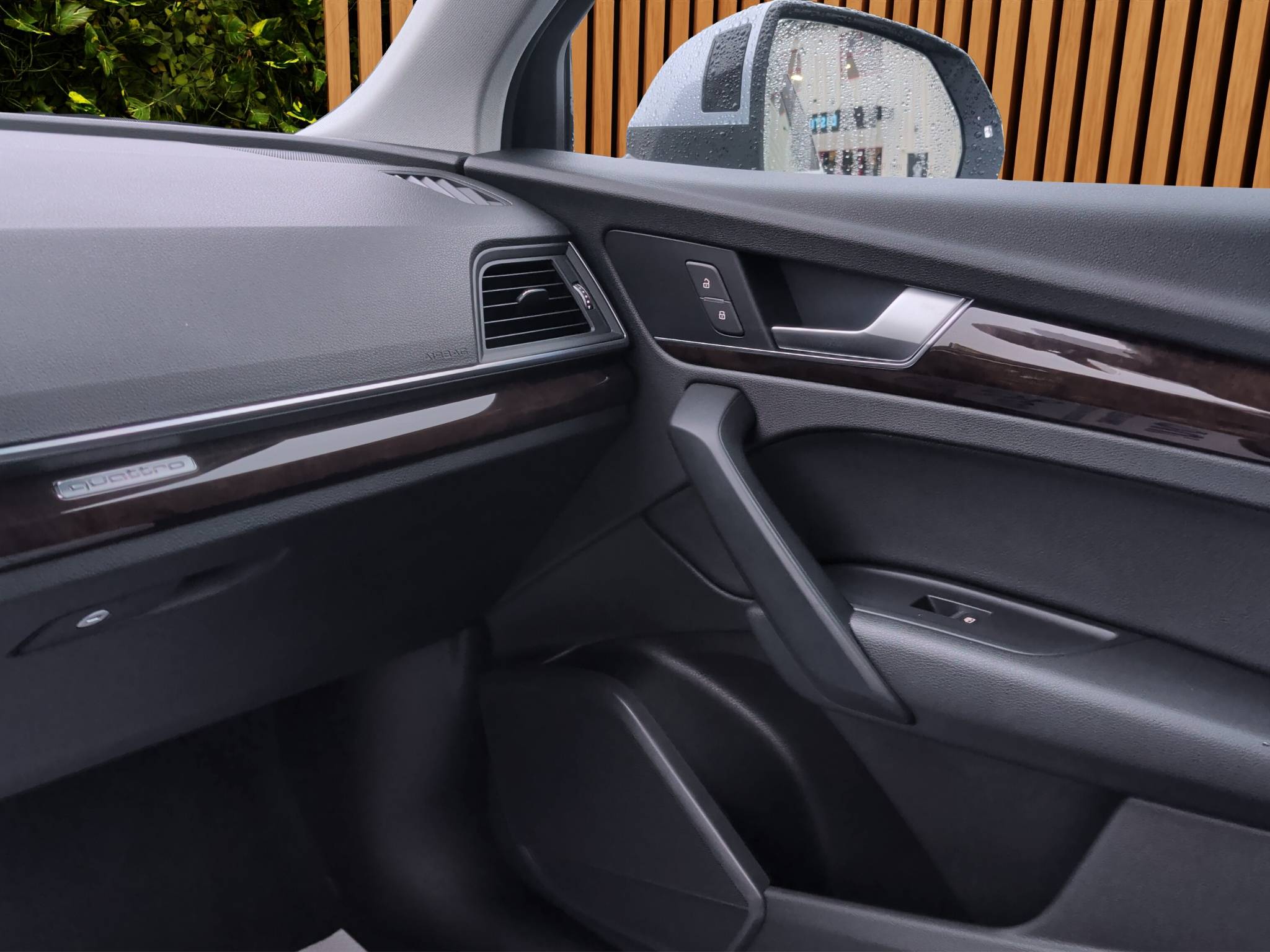 2018 AUDI Q5 PREMIUM PLUS • DEALER SPECIAL • AS-IS  98,913 MILES • 2.0L TURBO • QUATTRO AWD • 7-SPEED S TRONIC • 1 OWNER   1 OWNER • 2018 AUDI Q5 PREMIUM PLUS • QUATTRO AWD • LUXURY SUV • AS-IS SPECIAL Thumbnail
