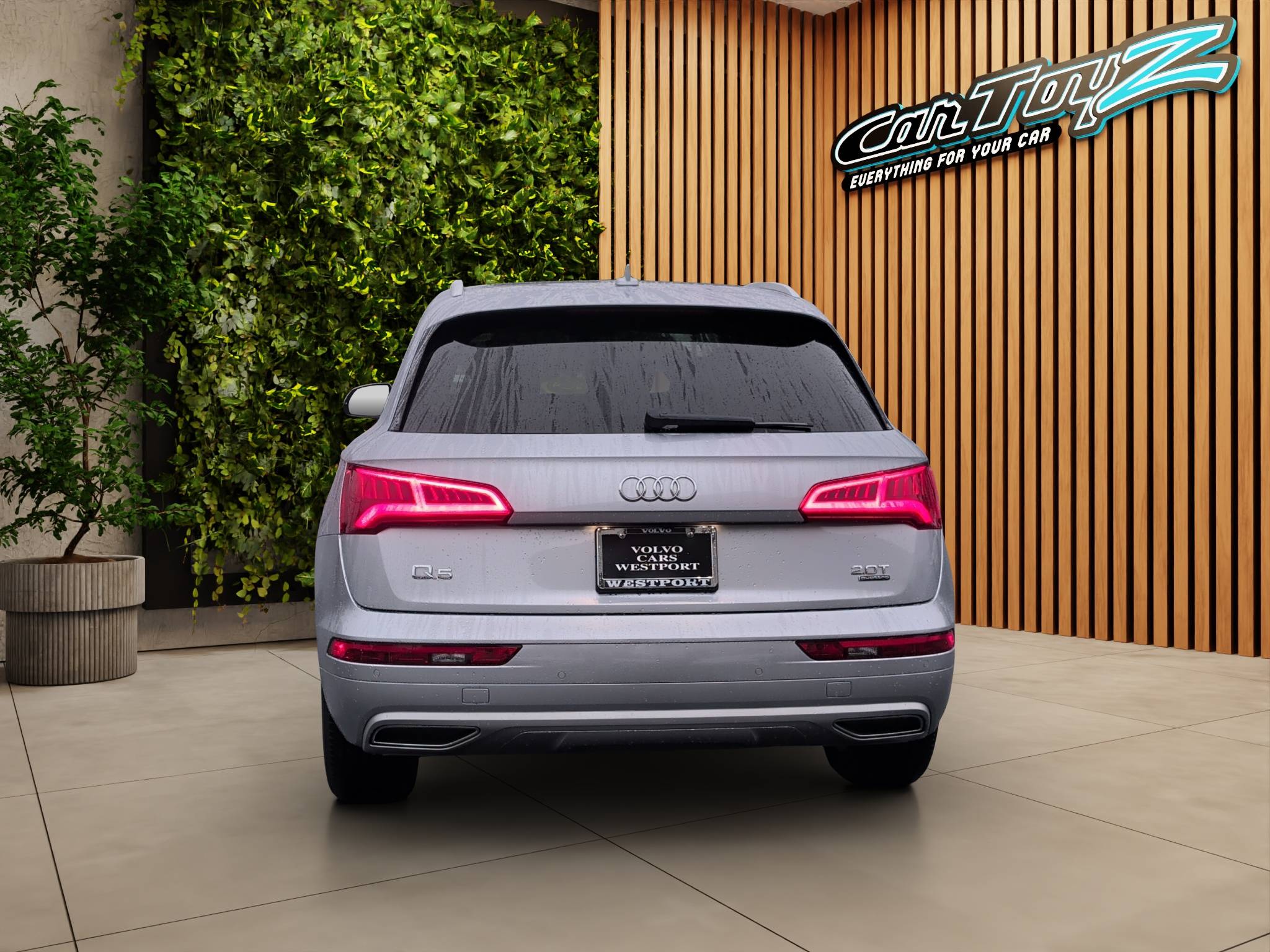 2018 AUDI Q5 PREMIUM PLUS • DEALER SPECIAL • AS-IS  98,913 MILES • 2.0L TURBO • QUATTRO AWD • 7-SPEED S TRONIC • 1 OWNER   1 OWNER • 2018 AUDI Q5 PREMIUM PLUS • QUATTRO AWD • LUXURY SUV • AS-IS SPECIAL Thumbnail