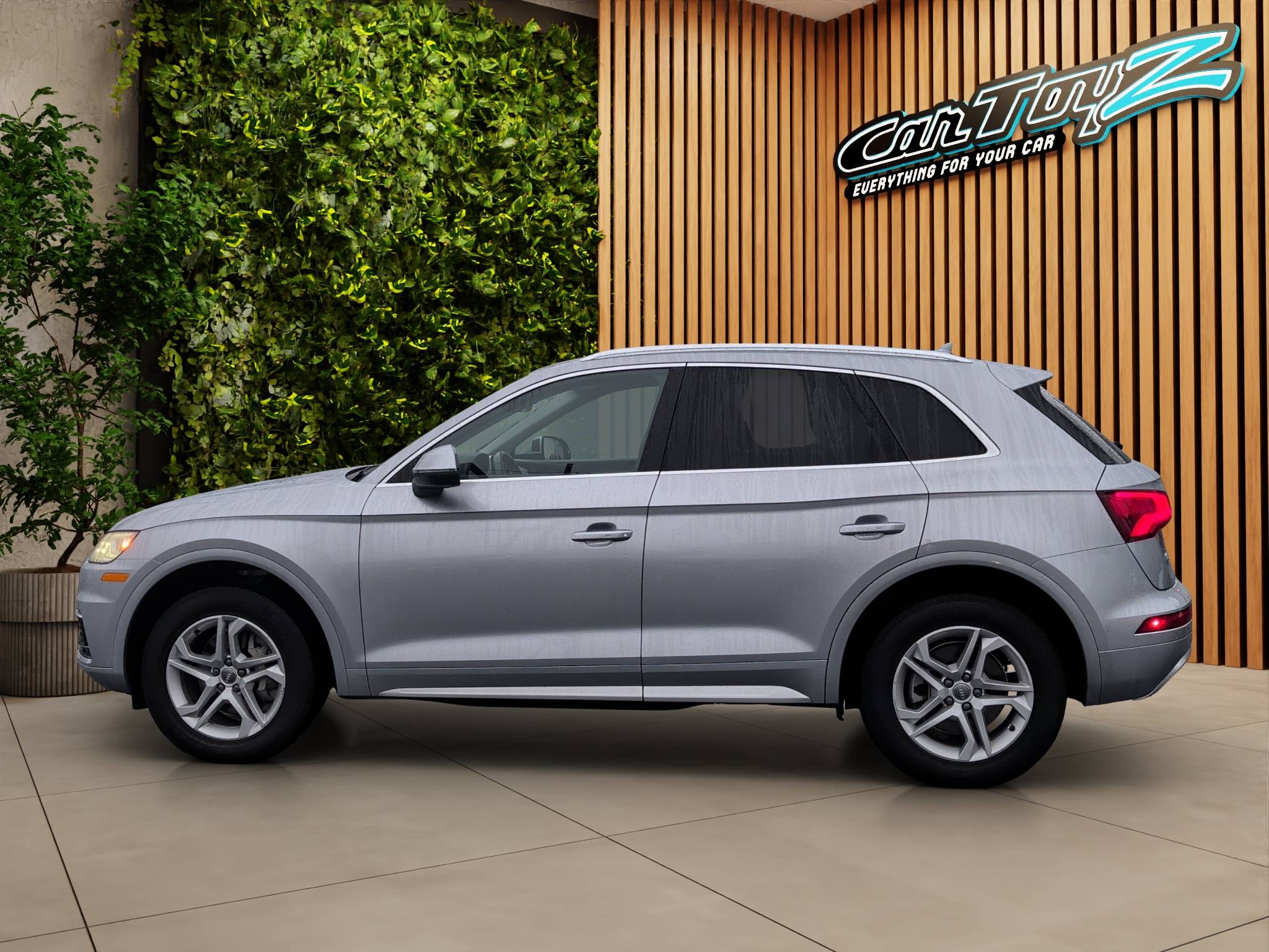2018 AUDI Q5 PREMIUM PLUS • DEALER SPECIAL • AS-IS  98,913 MILES • 2.0L TURBO • QUATTRO AWD • 7-SPEED S TRONIC • 1 OWNER   1 OWNER • 2018 AUDI Q5 PREMIUM PLUS • QUATTRO AWD • LUXURY SUV • AS-IS SPECIAL Thumbnail