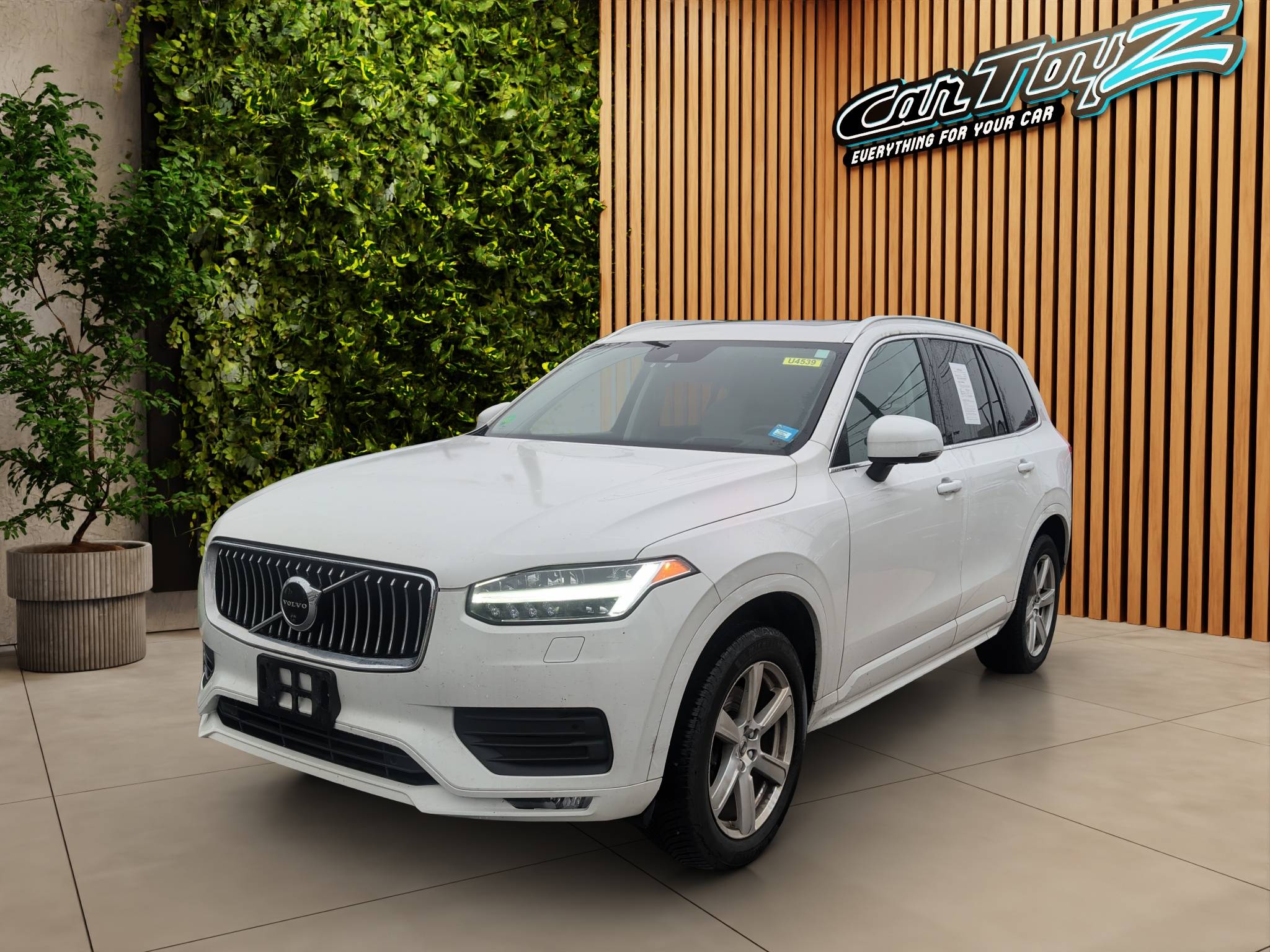 2020 VOLVO XC90 T6 MOMENTUM AWD  65,542 MILES • CLEAN CARFAX • ALL-WHEEL DRIVE Thumbnail