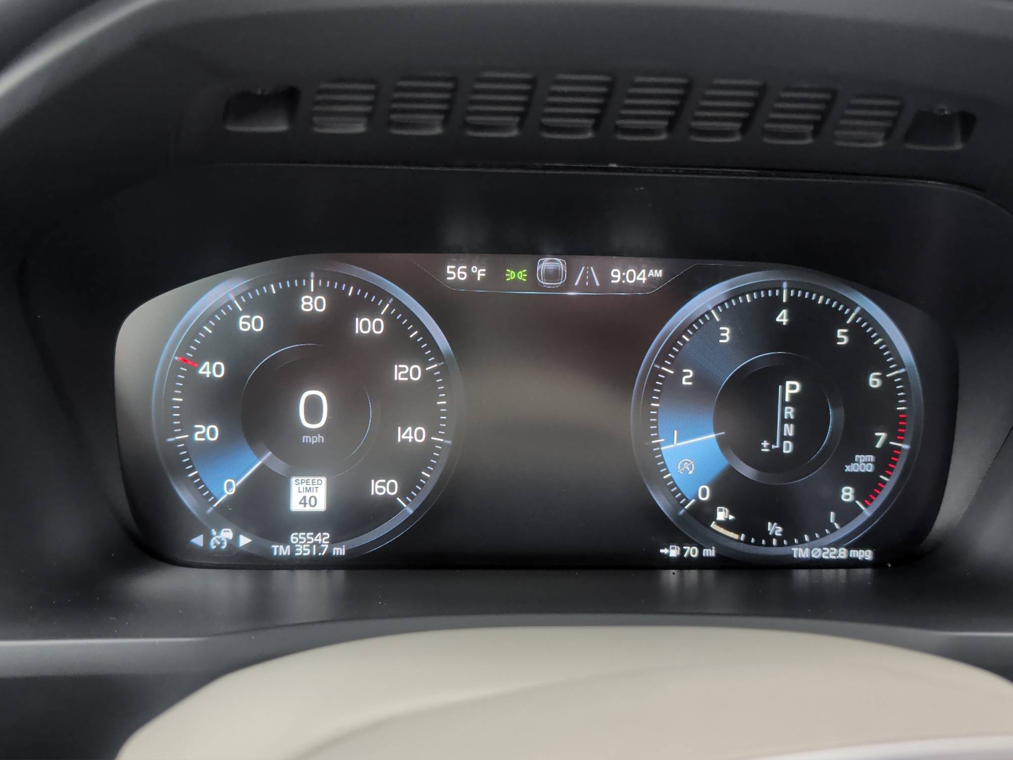 2020 VOLVO XC90 T6 MOMENTUM AWD  65,542 MILES • CLEAN CARFAX • ALL-WHEEL DRIVE Thumbnail