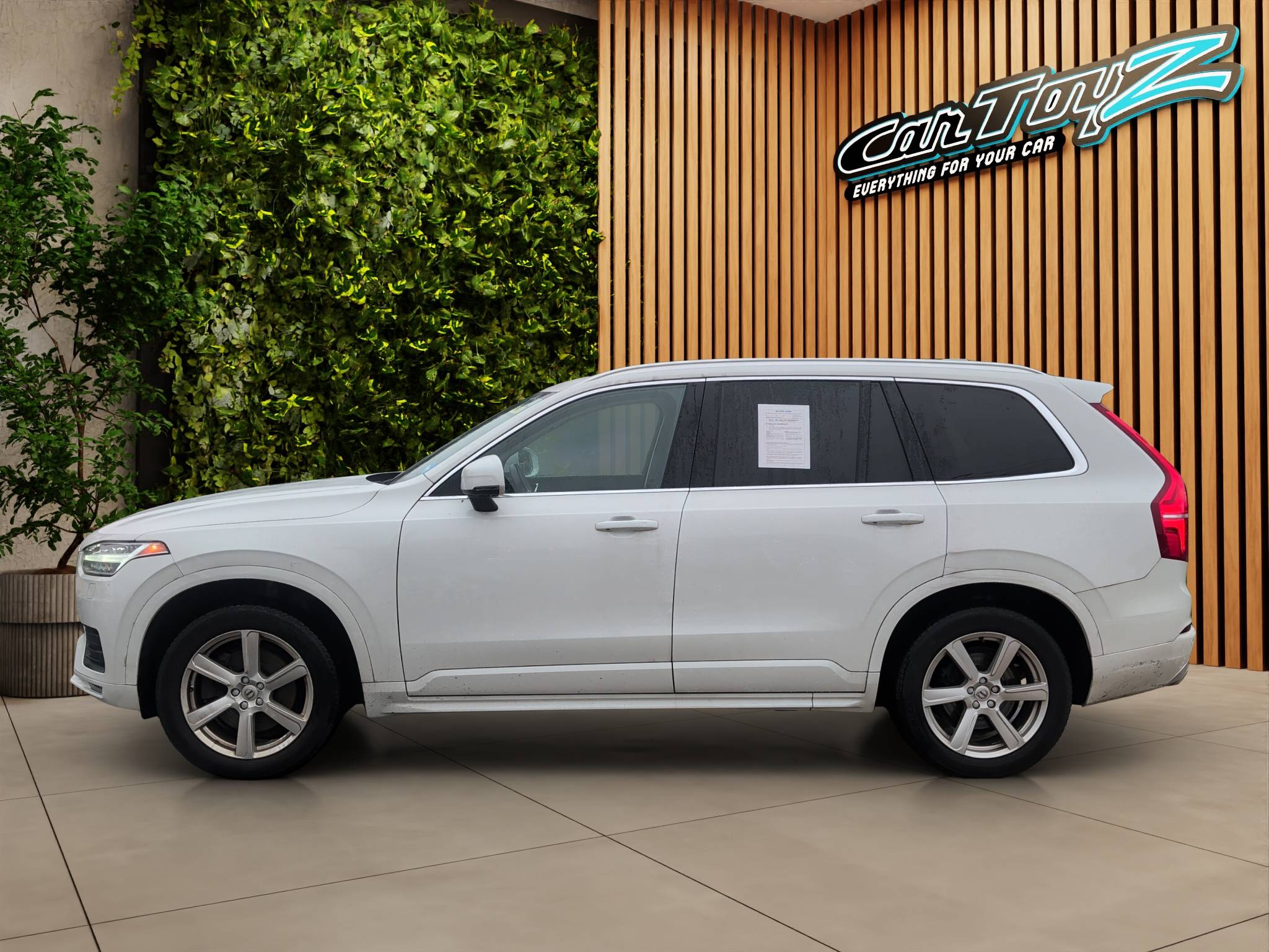 2020 VOLVO XC90 T6 MOMENTUM AWD  65,542 MILES • CLEAN CARFAX • ALL-WHEEL DRIVE Thumbnail