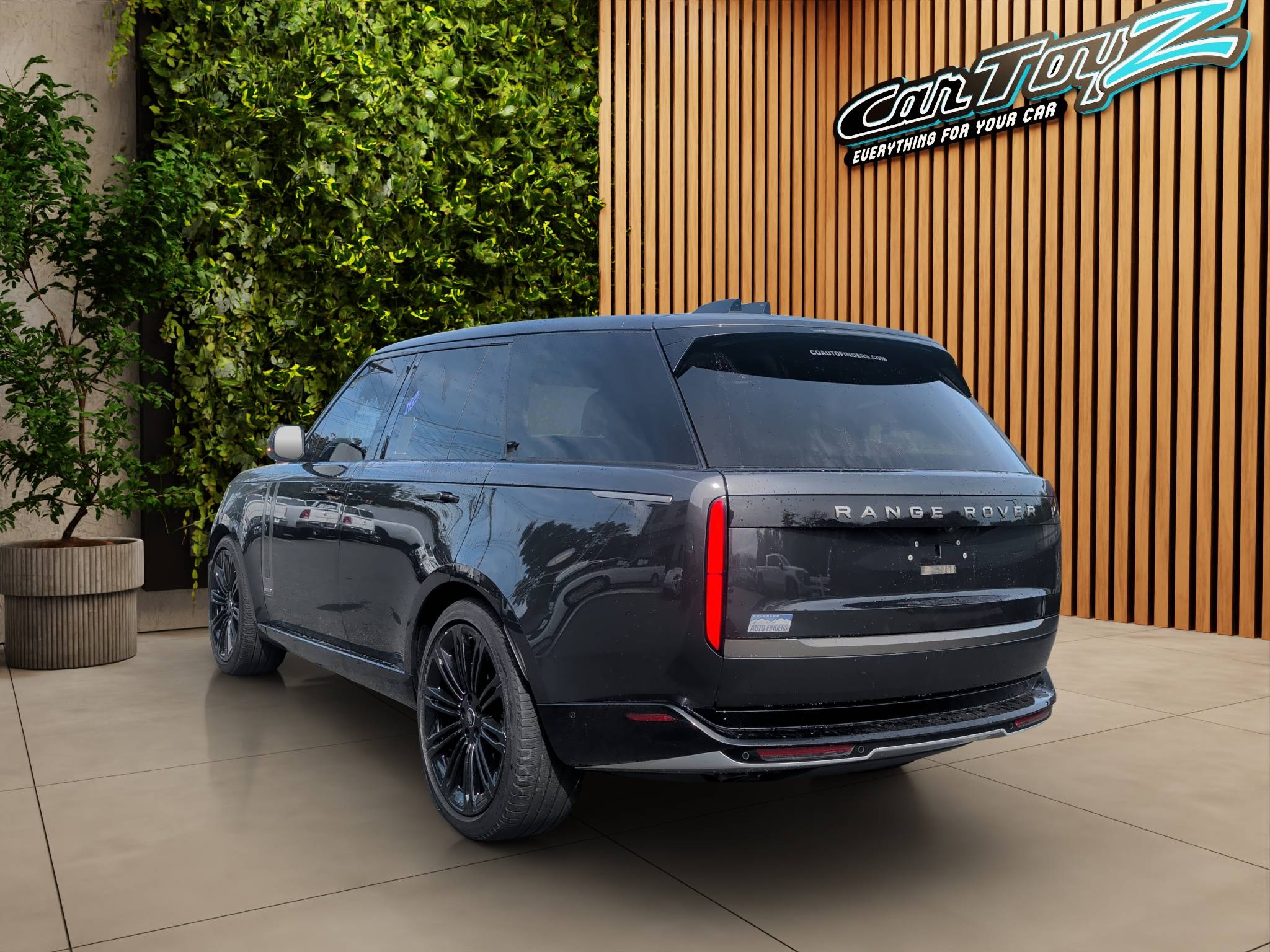 2024 Land Rover Range Rover Thumbnail