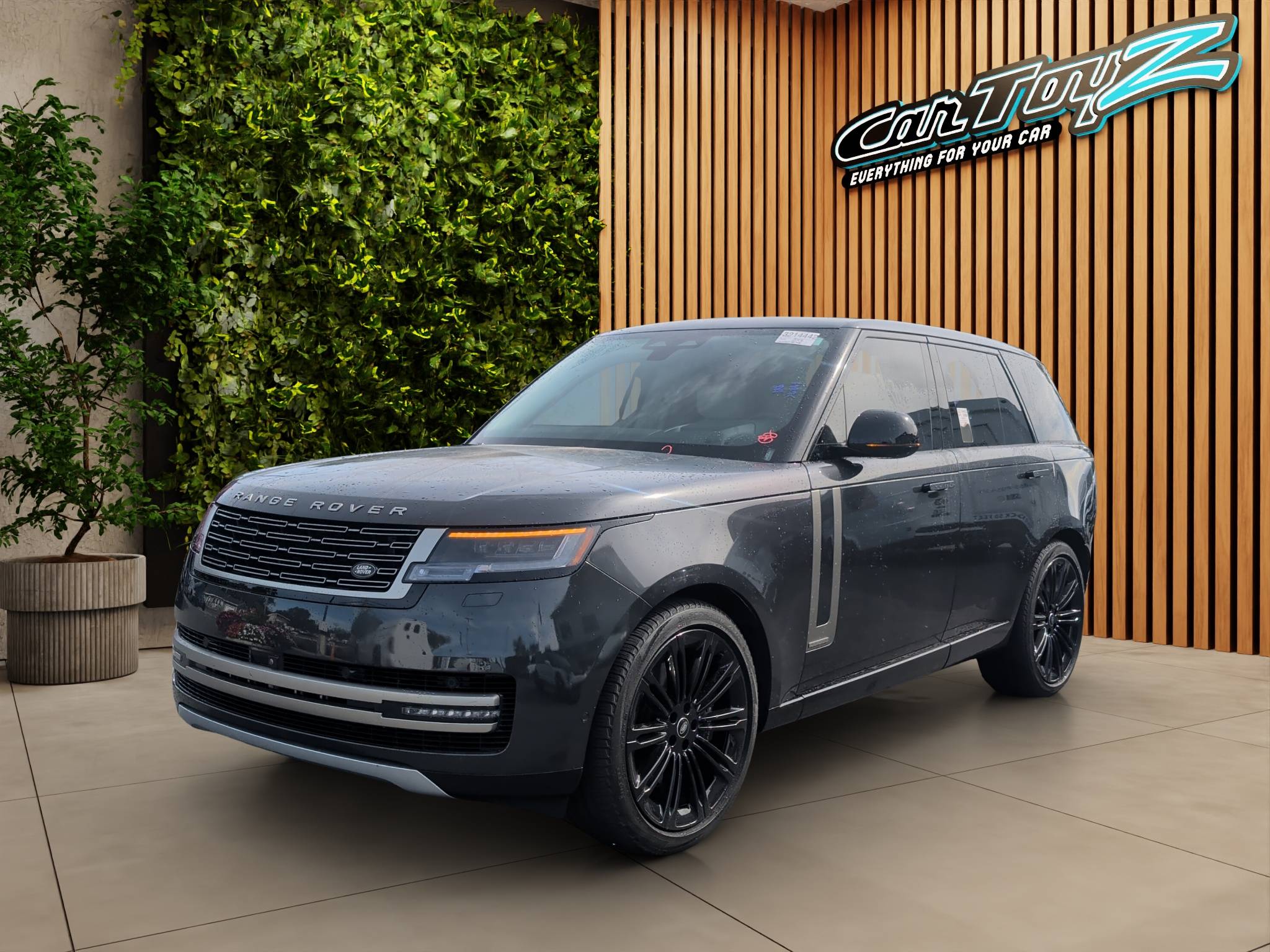 2024 Land Rover Range Rover Thumbnail