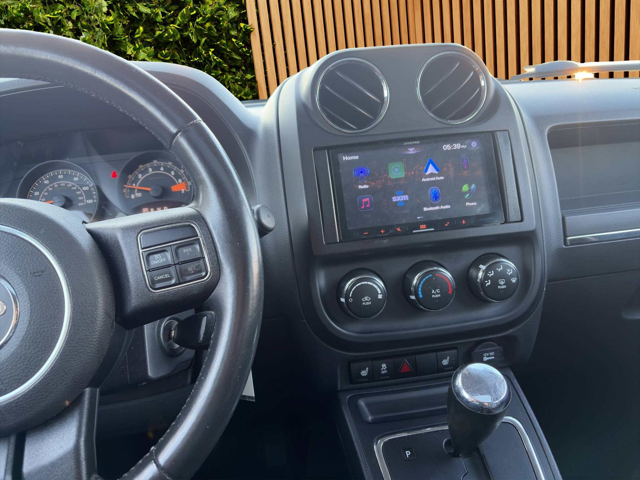2015 JEEP PATRIOT LATITUDE 4WD  113,965 MILES • 2.4L 4-CYLINDER • 6-SPEED AUTOMATIC Thumbnail