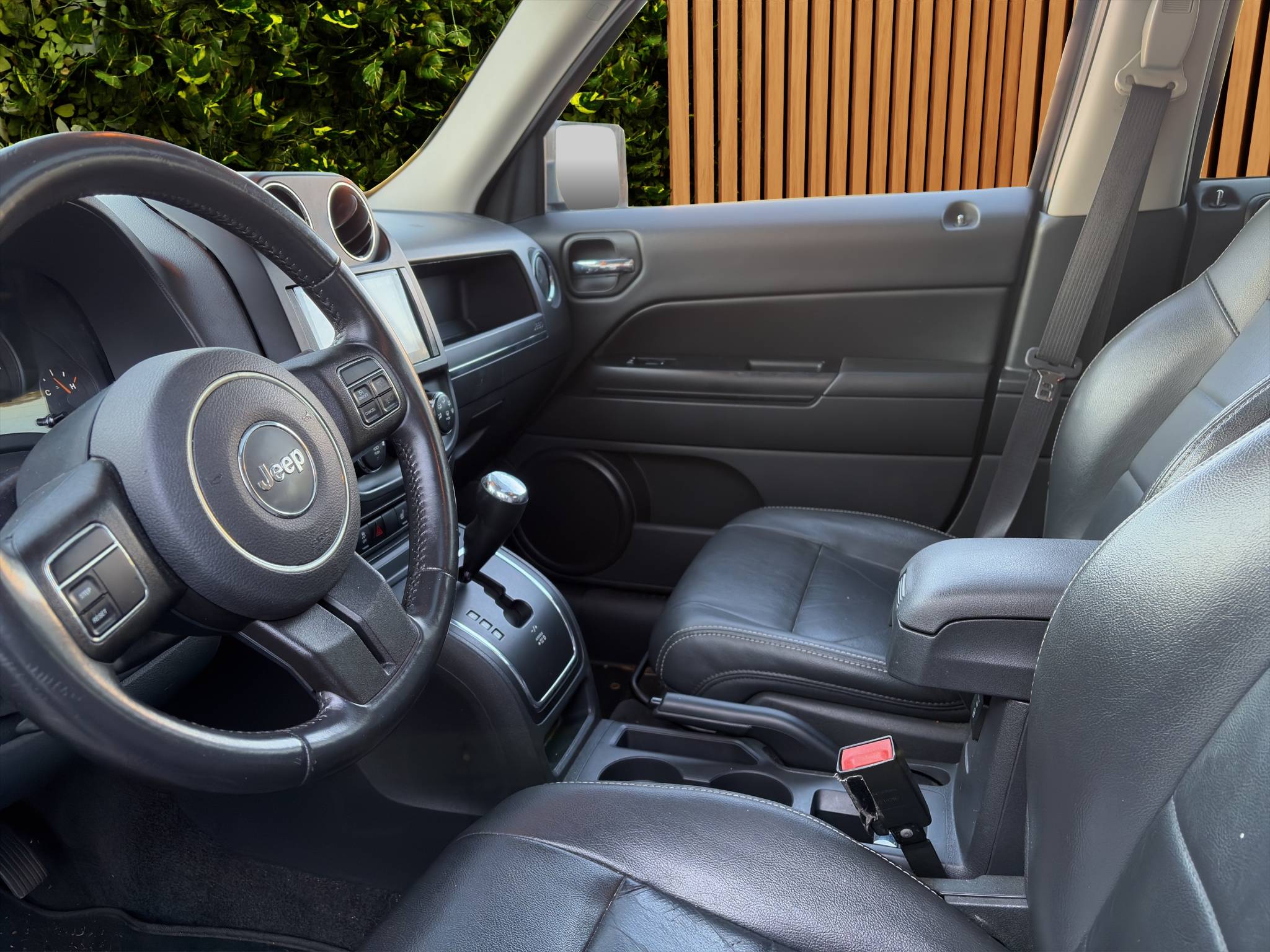 2015 JEEP PATRIOT LATITUDE 4WD  113,965 MILES • 2.4L 4-CYLINDER • 6-SPEED AUTOMATIC Thumbnail