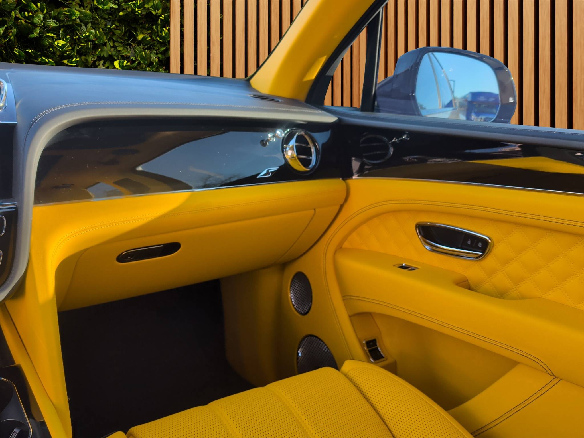 2023 BENTLEY BENTAYGA S V8 • 1 OF 1 CUSTOM FACTORY BUILD  5,180 MILES • CLEAN CARFAX • 1 OWNER • TWIN-TURBO V8 • CUSTOM YELLOW INTERIOR Thumbnail