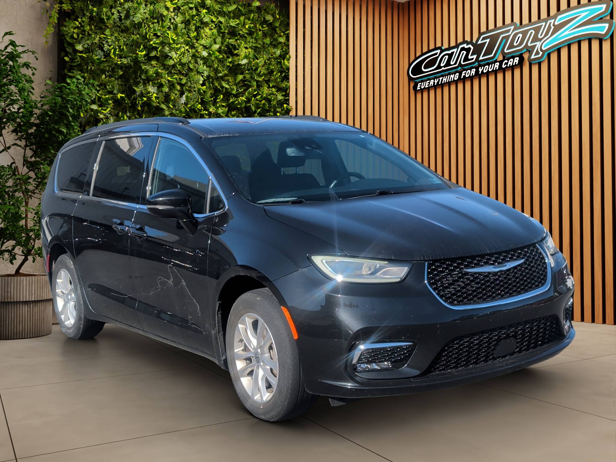 2022 CHRYSLER PACIFICA TOURING AWD  69,829 MILES • CLEAN CARFAX • 1 OWNER • 3-ROW MINIVAN
