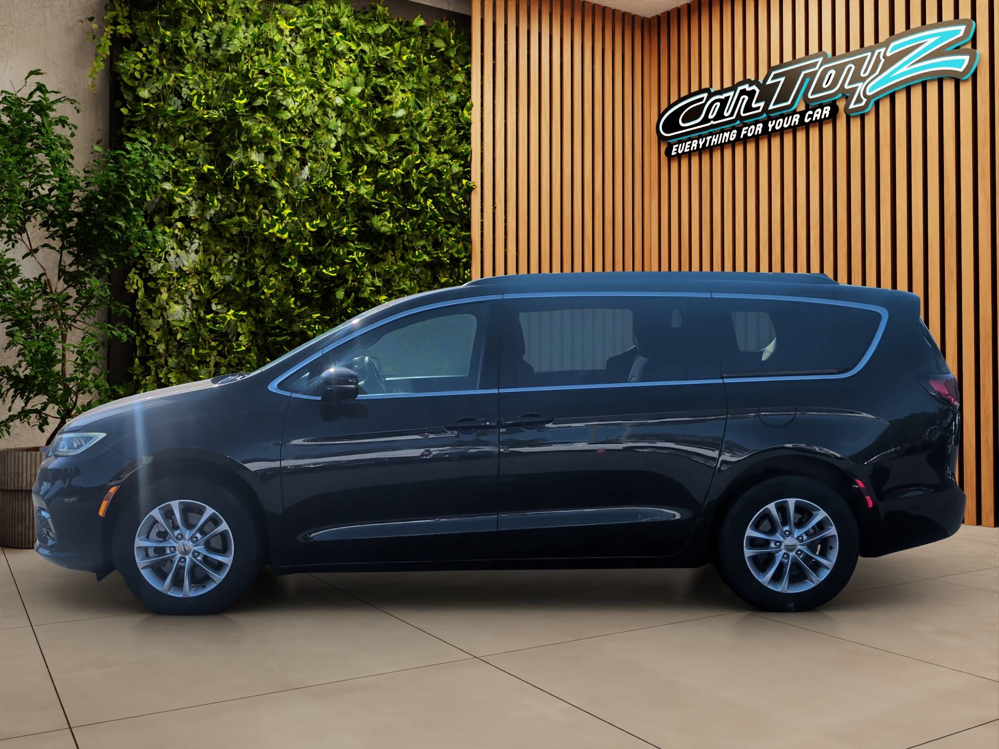 2022 CHRYSLER PACIFICA TOURING AWD  69,829 MILES • CLEAN CARFAX • 1 OWNER • 3-ROW MINIVAN Thumbnail