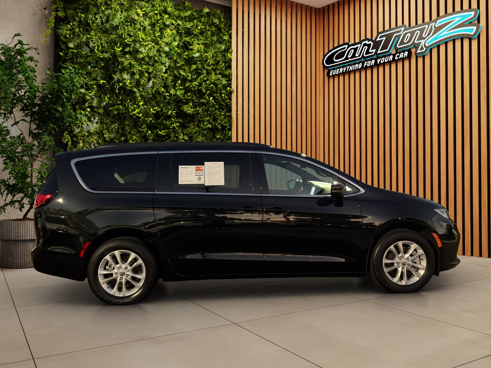 2022 CHRYSLER PACIFICA TOURING AWD  69,829 MILES • CLEAN CARFAX • 1 OWNER • AWD Thumbnail